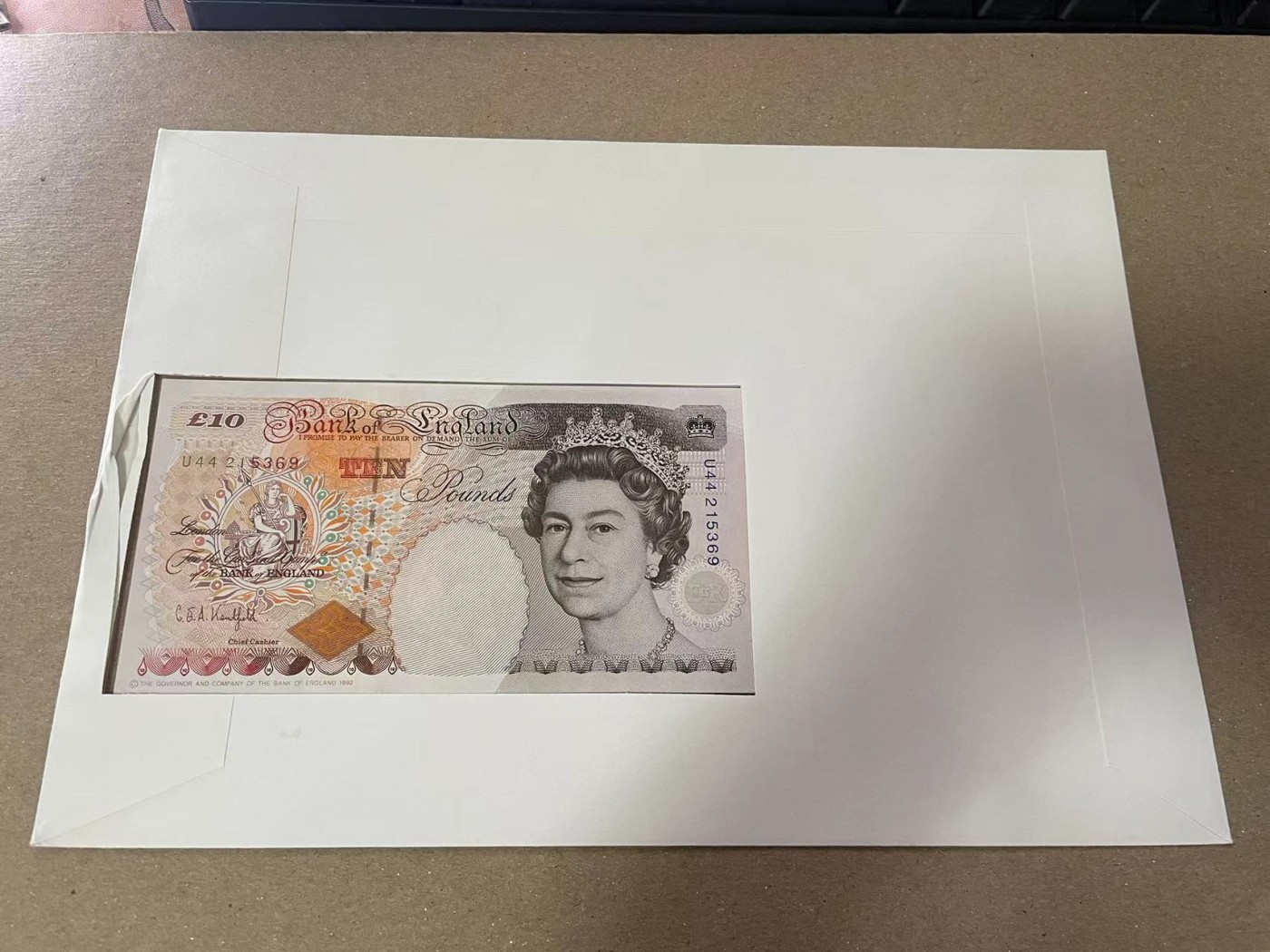 【Blue Auction】✨世界纸币精拍第373期【精】 【无47】英国 邮币册原装 10镑狄更斯 全新UNC 册子状态如图