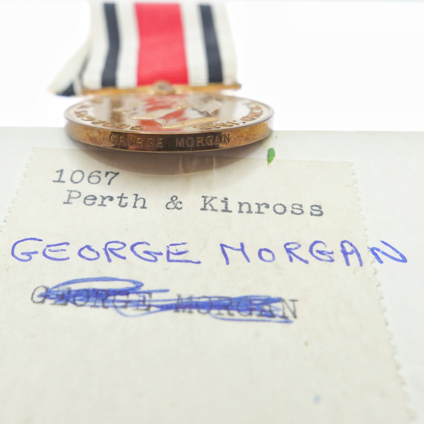 勋章奖章交易所9月23日拍卖 英国志愿警员长期服役奖章，原盒