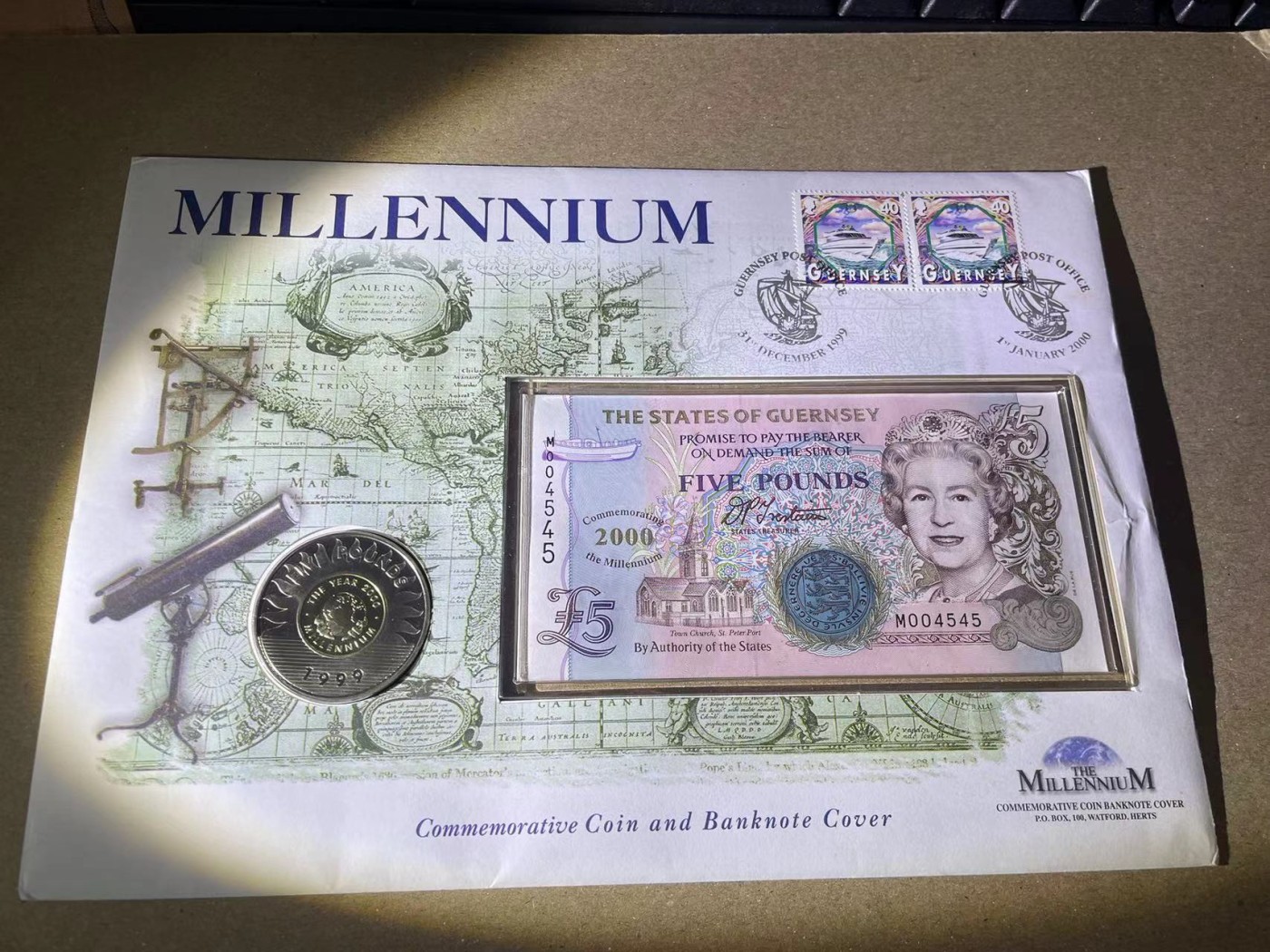 【Blue Auction】✨世界纸币精拍第373期【精】 【原装带册】根西 2000年5镑纪念钞 女王 全新UNC&纪念币一枚 册子状态如图