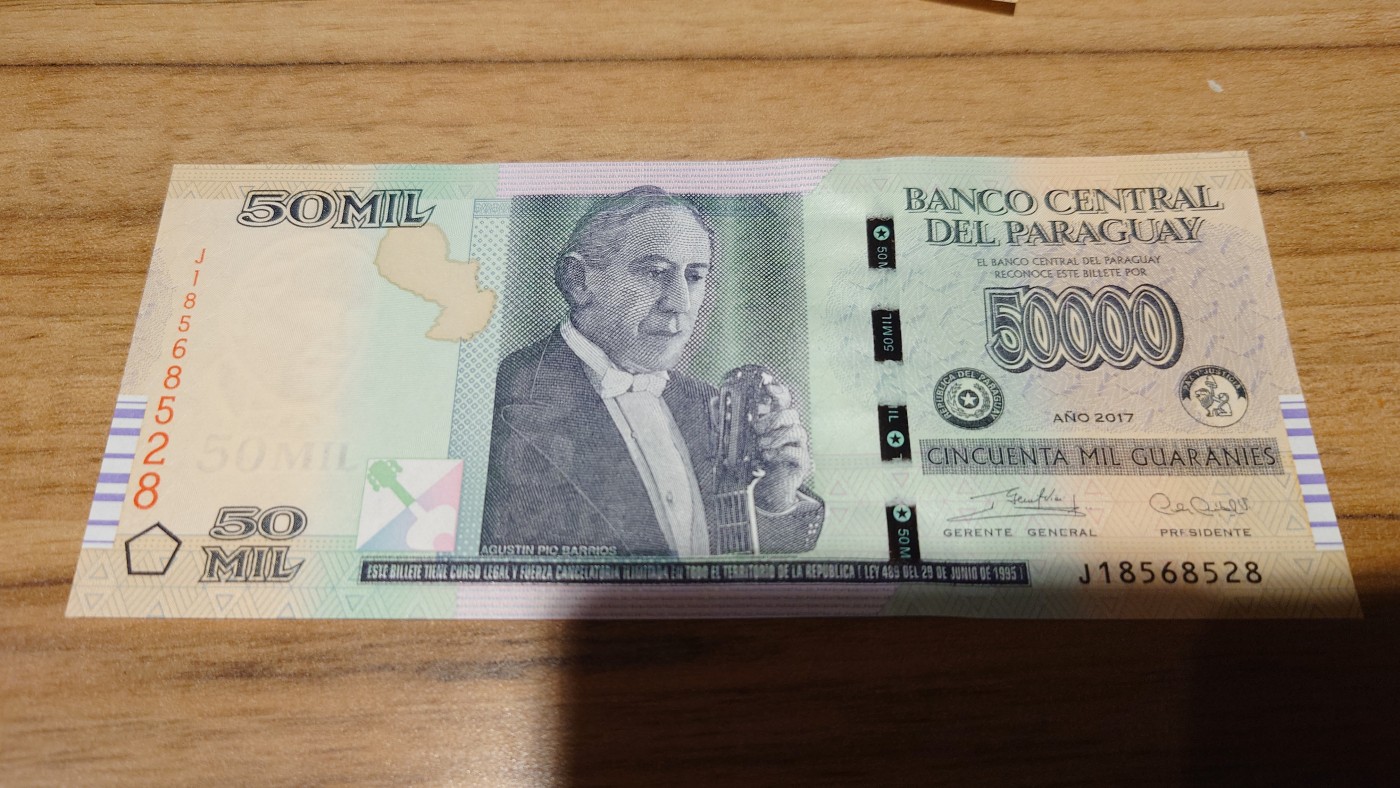 陆续更新【世界钱币】精选微拍第73期暨2023年第二十期 全新纸质裸钞低价起拍(第二场) 2017年巴拉圭50000 全新绝品无47尾528