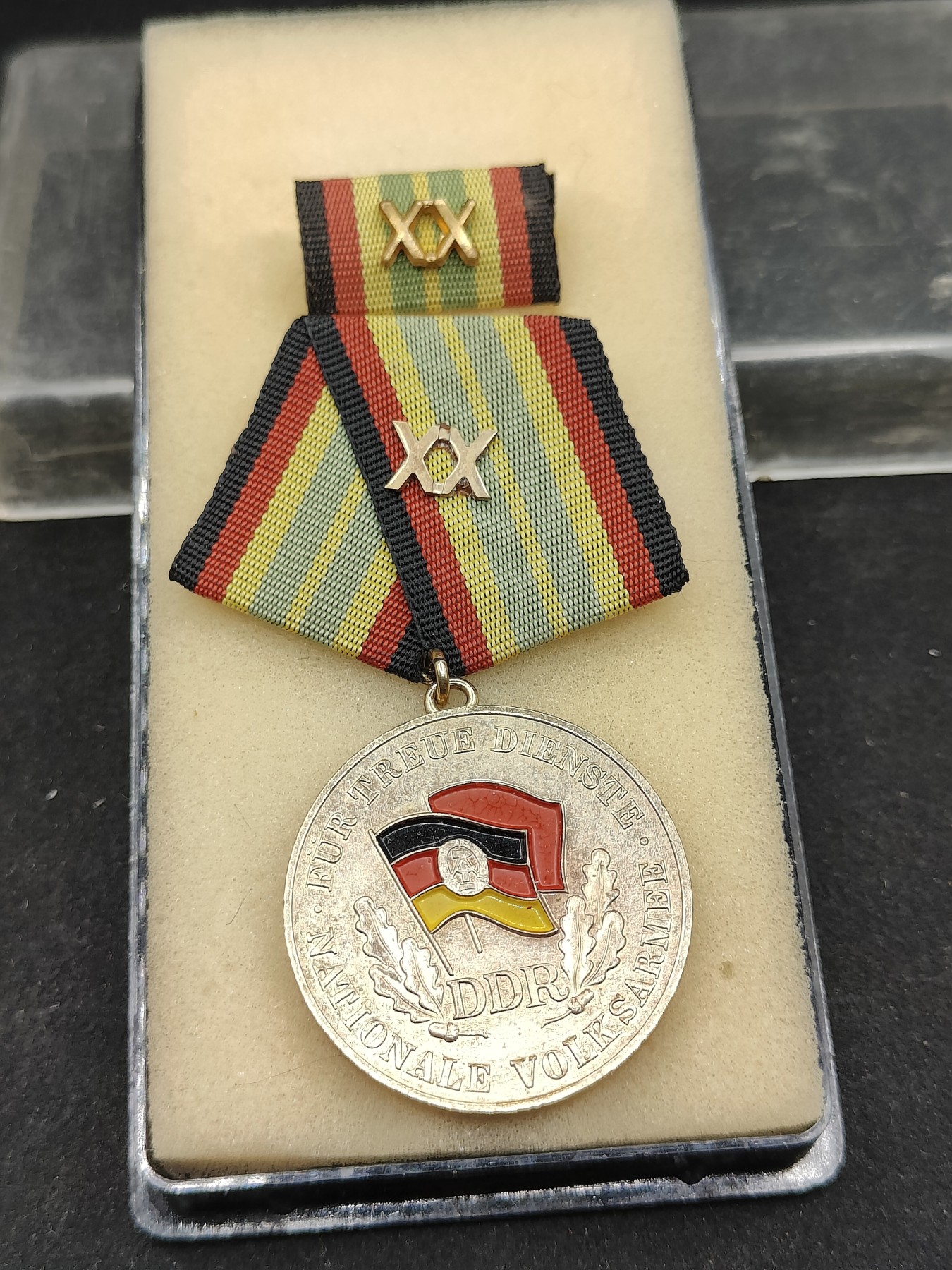 全场0元起拍 第93期 咸鱼国勋章拍卖专场 9月24日（周日）下午6：00开始 东德人民军20年服役奖章