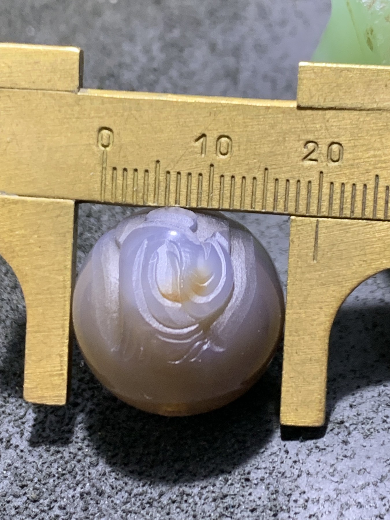 精美亚光高玉化巴西玛瑙手工俏色巧雕无相佛2.0圆珠一个！