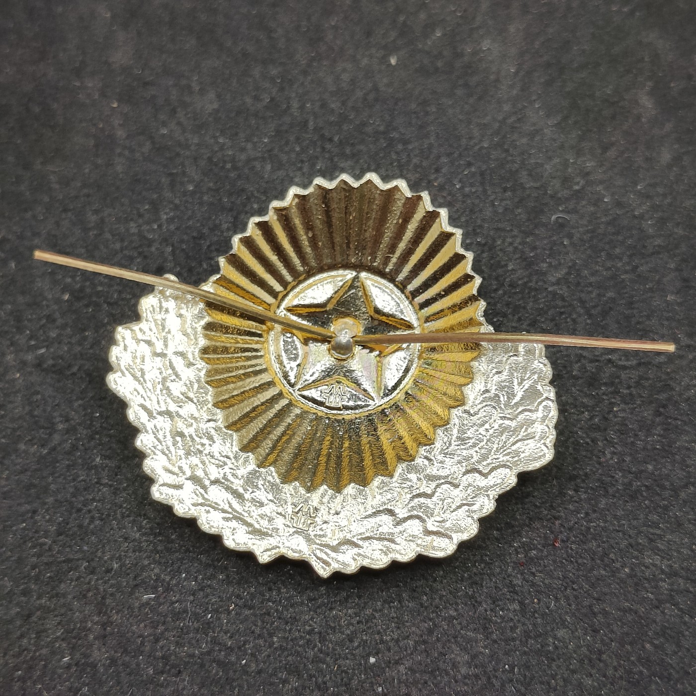 全场0元起拍 第93期 咸鱼国勋章拍卖专场 9月24日（周日）下午6：00开始 独联体 白俄罗斯 苏联模式帽徽