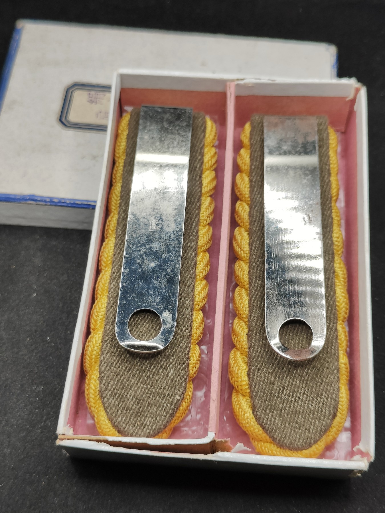 全场0元起拍 第93期 咸鱼国勋章拍卖专场 9月24日（周日）下午6：00开始 日本战时陆军通礼肩章 准尉