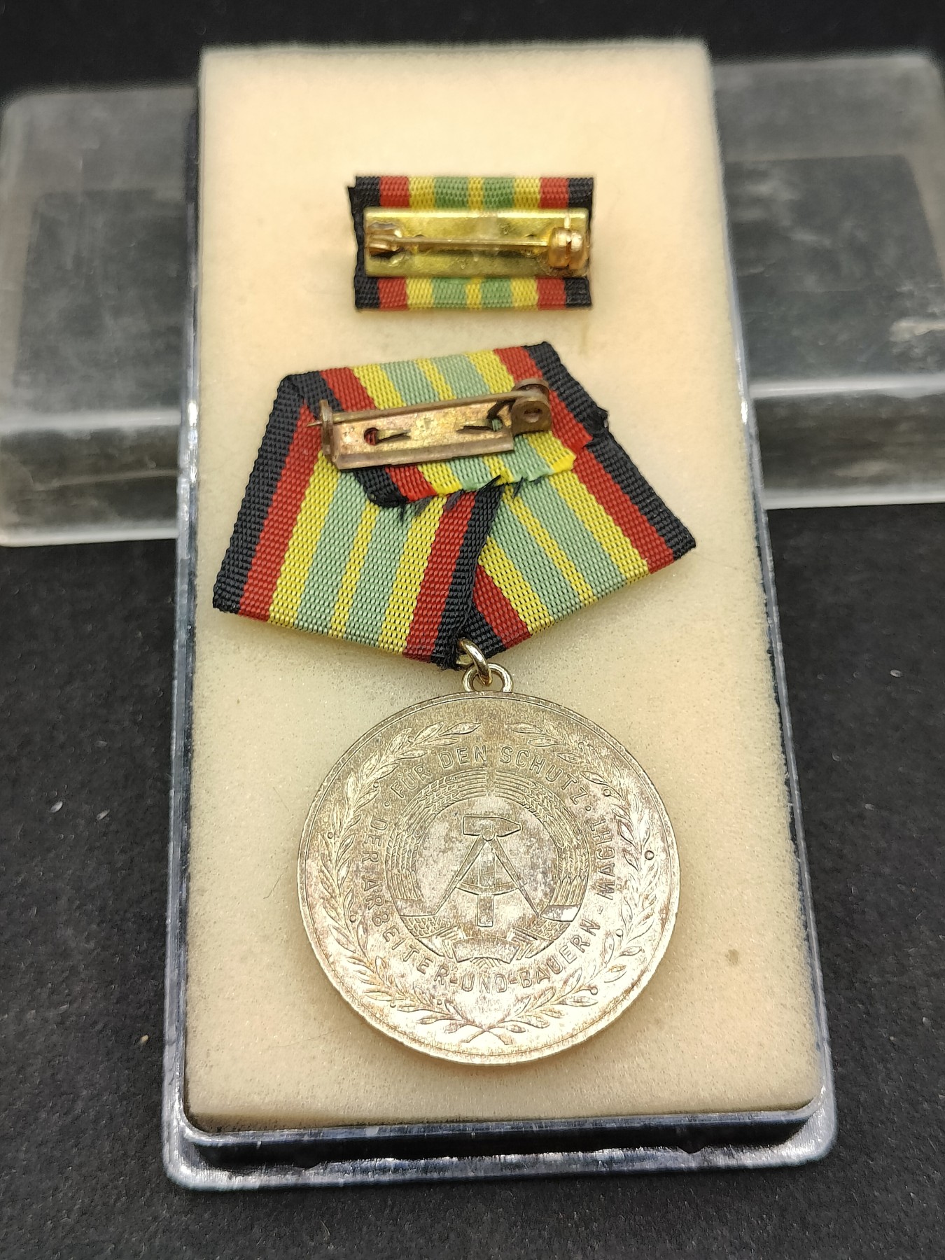 全场0元起拍 第93期 咸鱼国勋章拍卖专场 9月24日（周日）下午6：00开始 东德人民军20年服役奖章