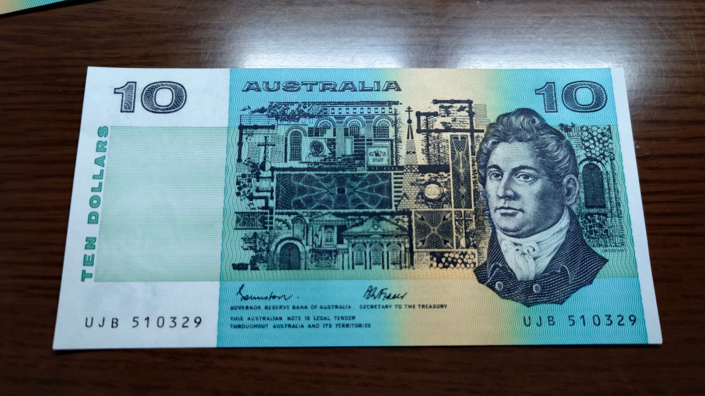 陆续更新【世界钱币】精选微拍第73期暨2023年第二十期 全新纸质裸钞低价起拍(第二场) 澳大利亚10元 全新绝品刀拆 全程无47尾号329