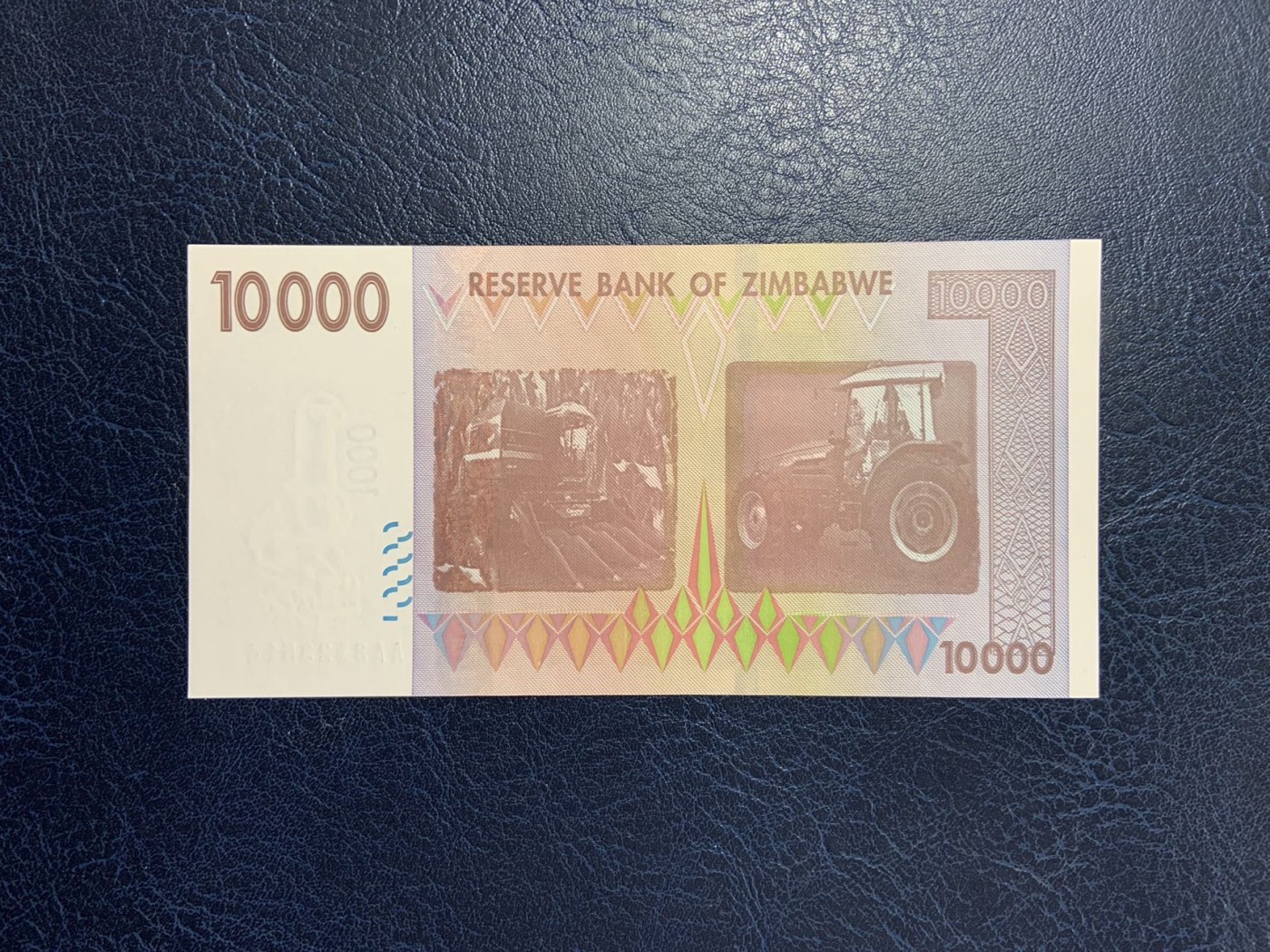 收藏联盟Quantum Auction 第290期拍卖  津巴布韦2008年10000-50万亿元19张(包含稀缺筋票10000元) 品相全新UNC 部分为AA冠