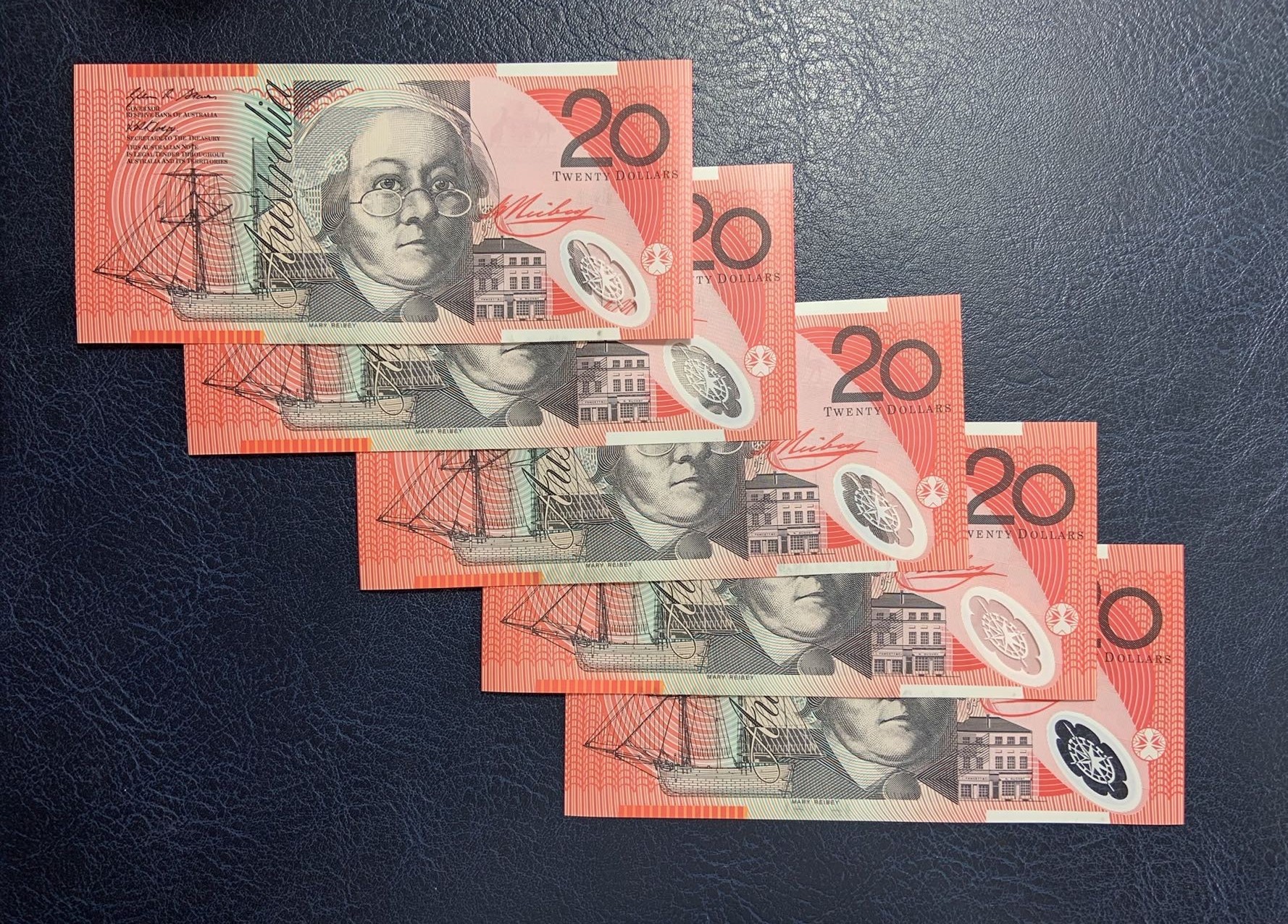 收藏联盟Quantum Auction 第291期拍卖  澳大利亚2008年20元5张 品相全新UNC 塑料币