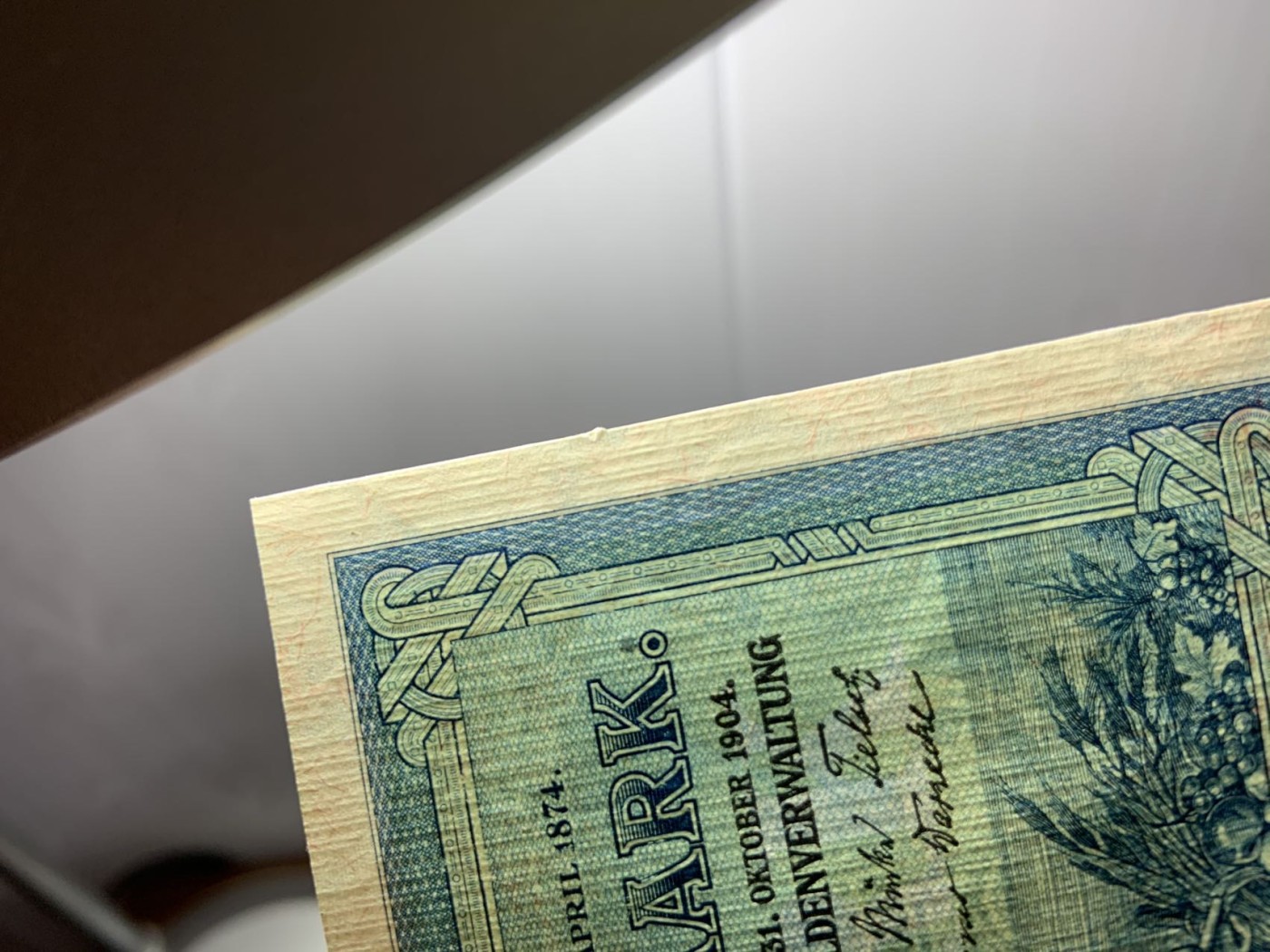 收藏联盟Quantum Auction 第291期拍卖  德国1904年5马克 品相UNC 首发A冠 乱蛇号无4 有个轻微点钞痕