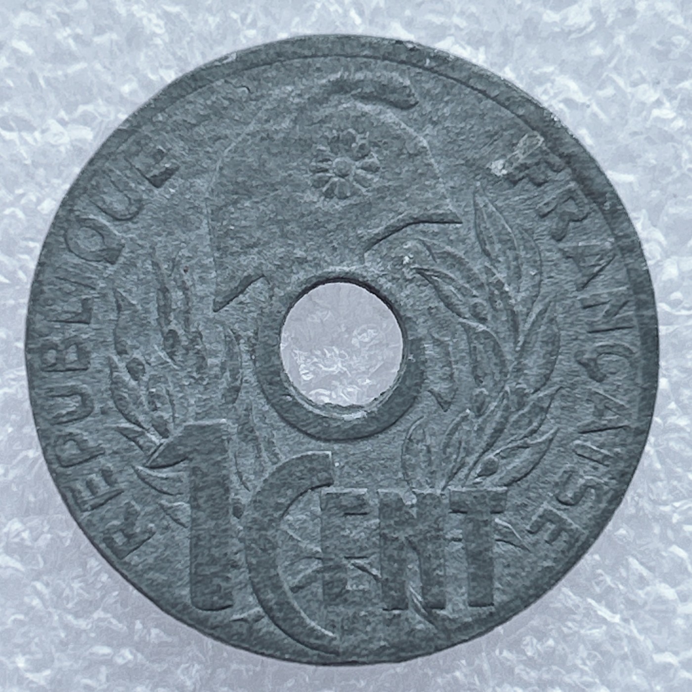 全场一元起拍 世界钱币散币场 第25期 法属印度支那1941年1分锌币