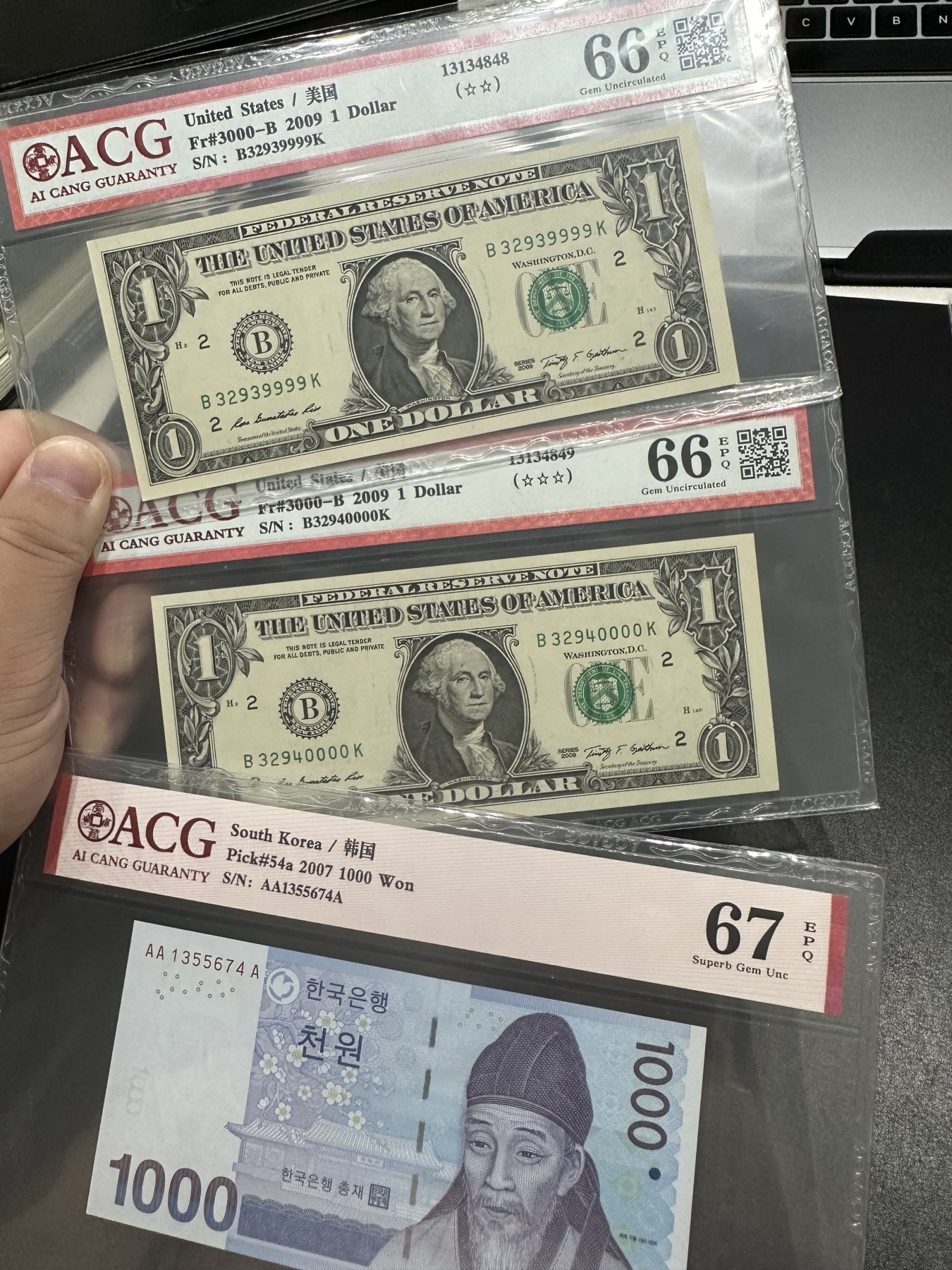 《外钞收藏家》第三百期 美元狮子号、韩元三A冠三张一起 爱藏评级