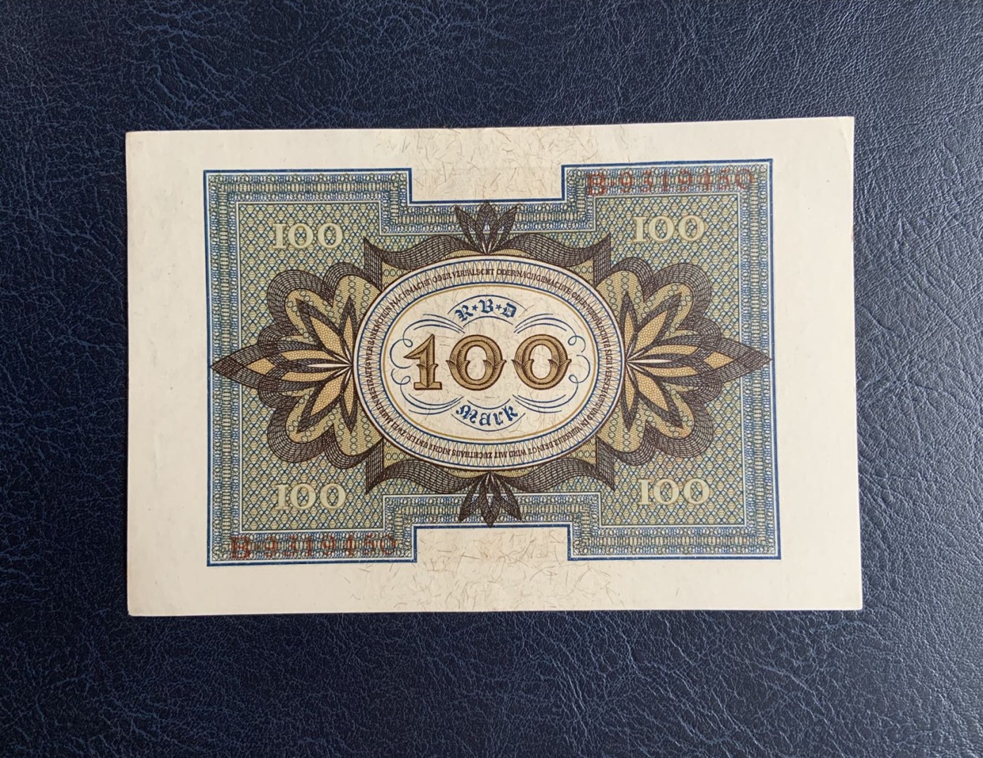收藏联盟Quantum Auction 第291期拍卖  德国1920名100马克 品相UNC 边角有瑕疵 红色库印大票幅 