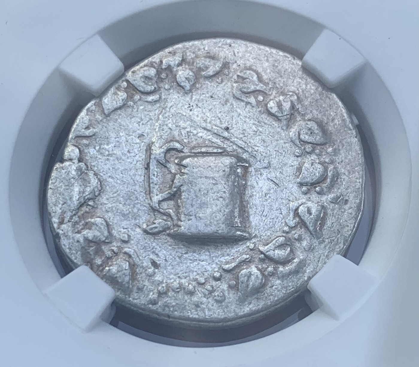 瓶子🏺第110期拍卖会    古希腊帕加玛王国 蛇篮 公元前98-前95年 4德拉克马银币 12.48g