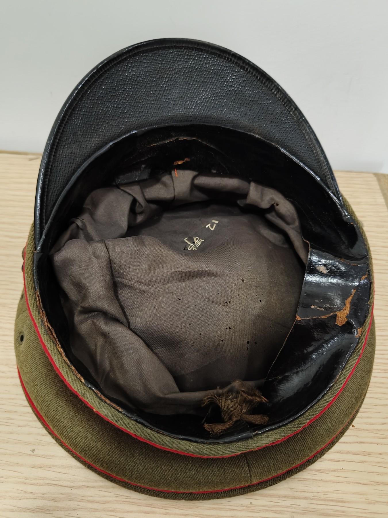 全场0元起拍 第94期 咸鱼国勋章拍卖专场 9月27日（周三）下午6：00开始 原品陆军大檐帽 有几个小虫眼不明显，帽形好，算是好品 54CM