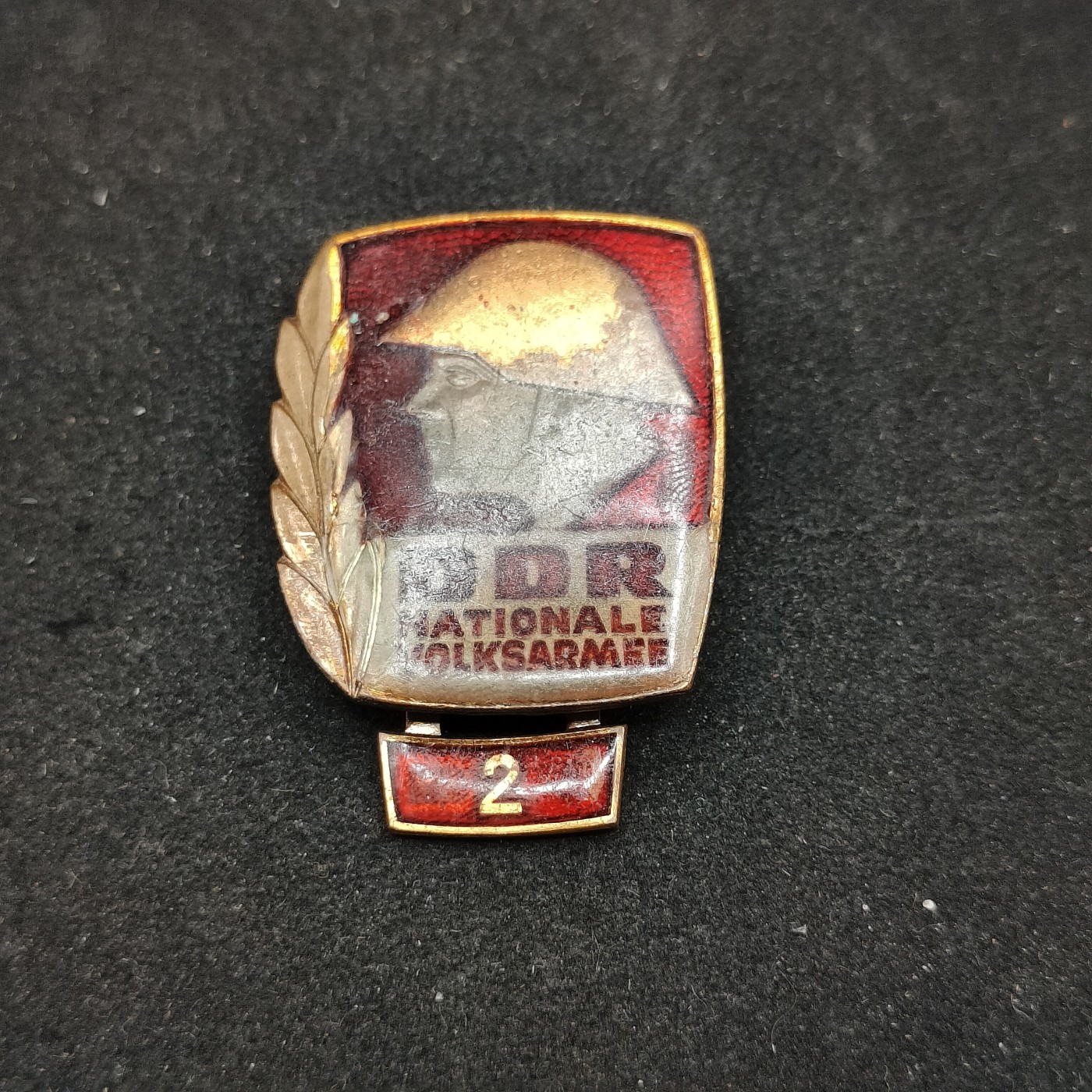 全场0元起拍 第94期 咸鱼国勋章拍卖专场 9月27日（周三）下午6：00开始 东德优秀士兵证章 2次获得