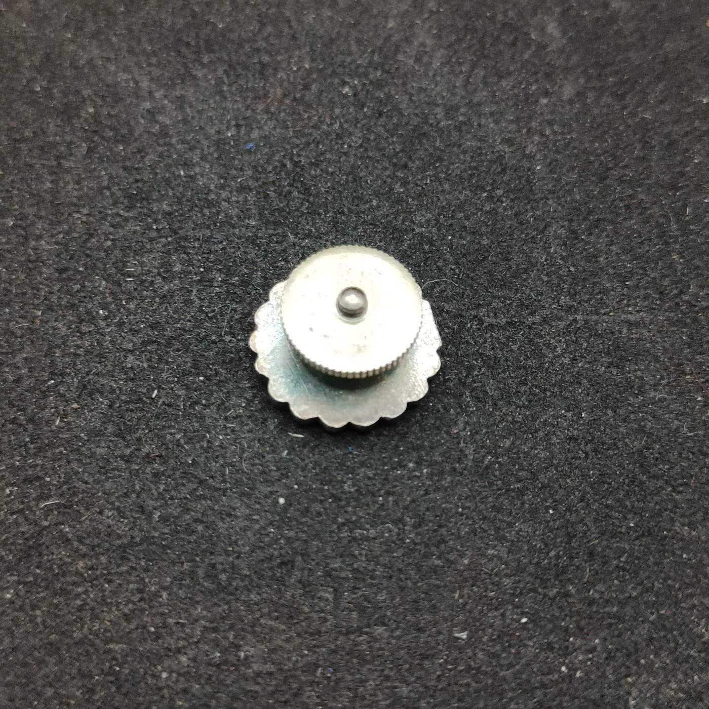 全场0元起拍 第94期 咸鱼国勋章拍卖专场 9月27日（周三）下午6：00开始 日本消防署领扣章