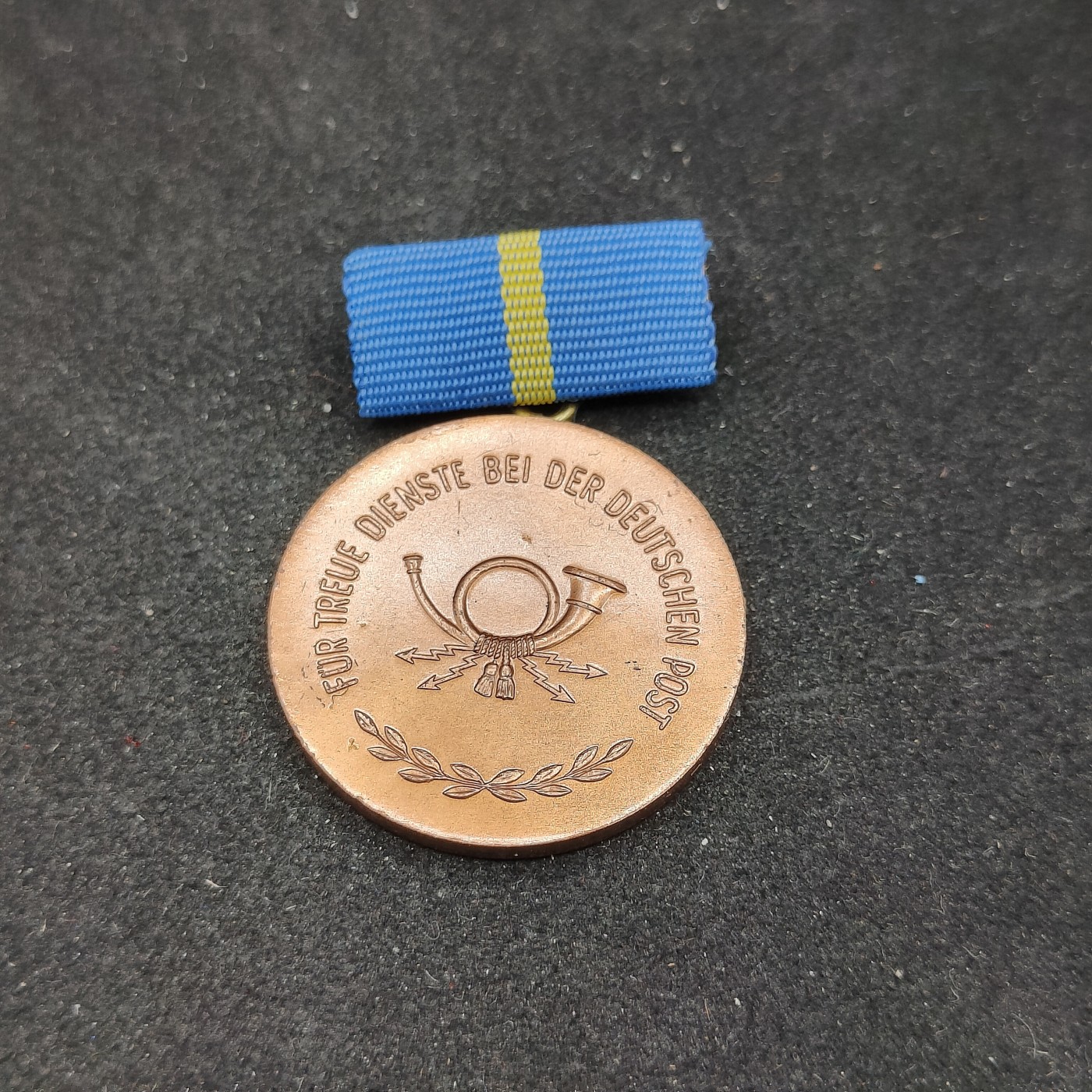 全场0元起拍 第94期 咸鱼国勋章拍卖专场 9月27日（周三）下午6：00开始 德國郵政忠誠服務十年獎章