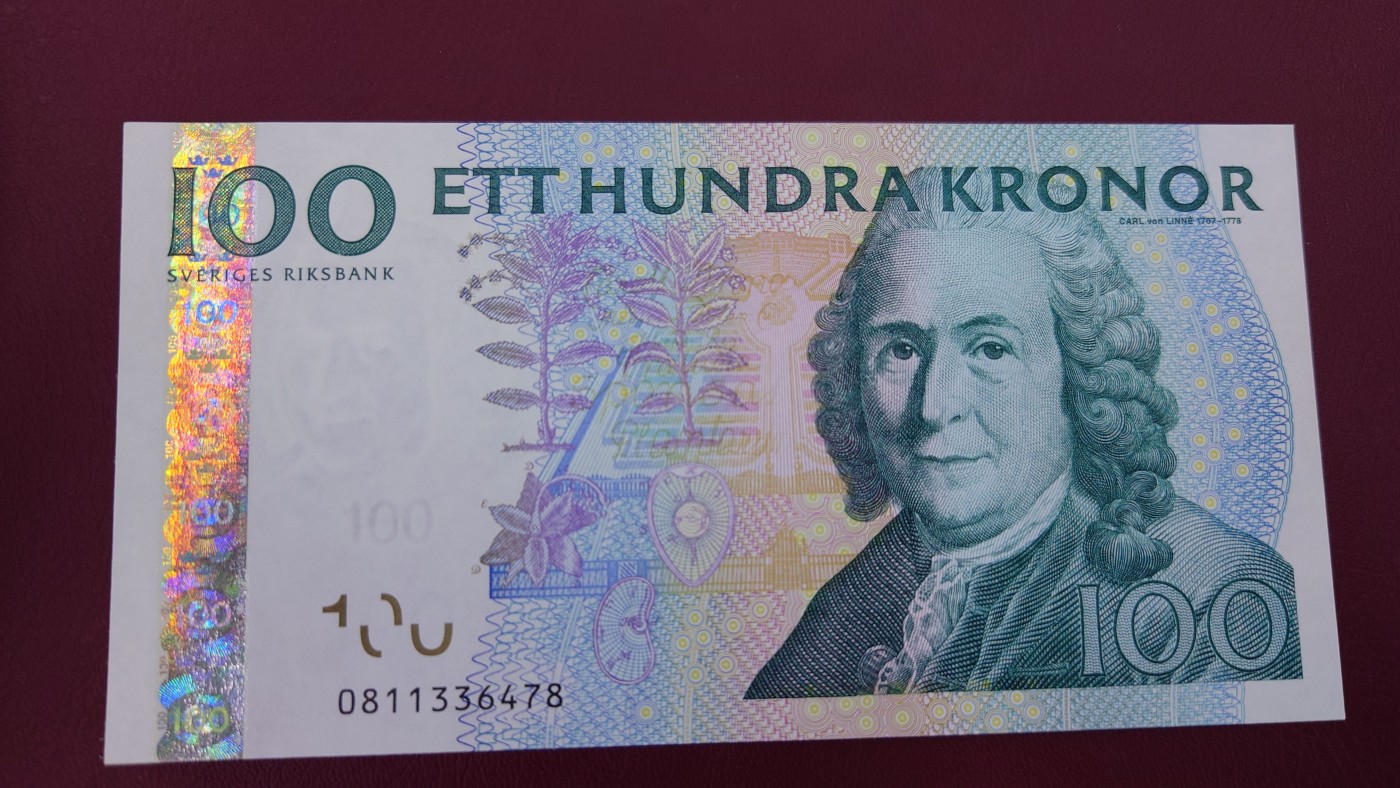 【世界钱币】精选微拍第75期暨2023年第二十二期 部分最新卖剩新品裸钞(有5000卢布AA等) 十月中下旬会有大量新货(优先本群里卖，卖剩的才挂拍卖欢迎关注) 瑞典100克朗 全新绝品尾号478 超低价起拍