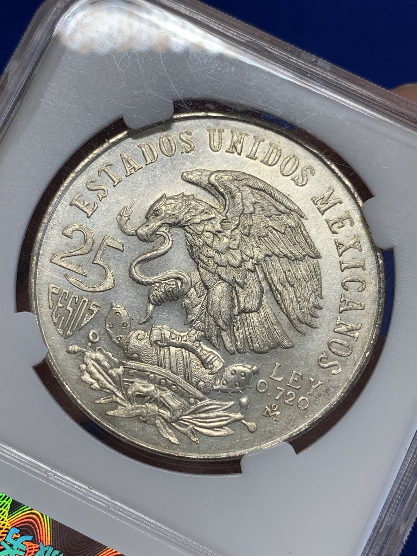 《竞宝斋》第201场-周日，周一 2场 (全场包邮) 墨西哥1968年 夏季奥运会纪念银币 保粹老盒子 64分