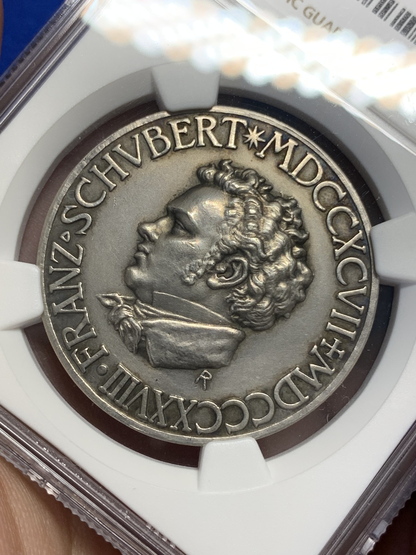 《竞宝斋》第201场-周日，周一 2场 (全场包邮) NGC MS61 德国1928舒伯特纪念银章 高浮雕 细节非常好