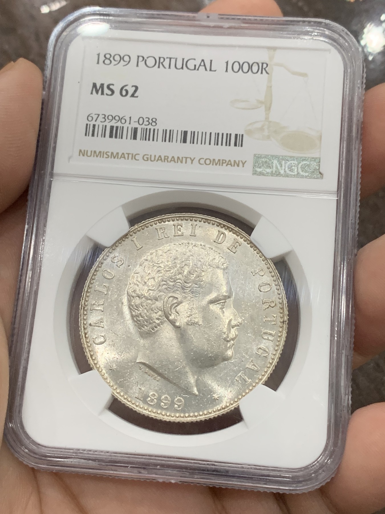 《竞宝斋》第201场-周日，周一 2场 (全场包邮) NGC MS62 葡萄牙1899年卡洛斯一世头像1000瑞斯银币， 状态出色