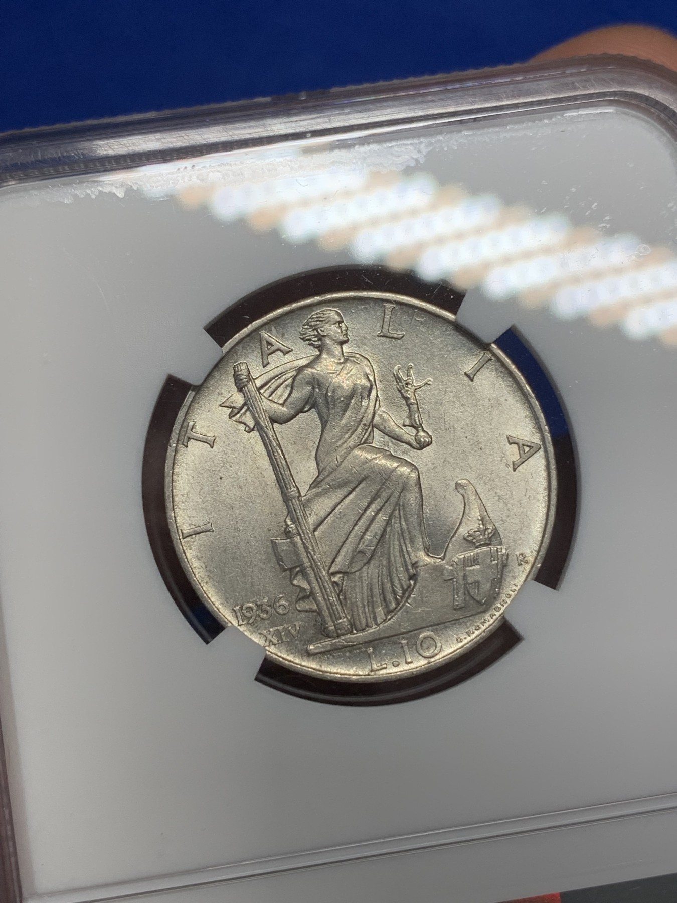 《竞宝斋》第201场-周日，周一 2场 (全场包邮) NGC MS62 意大利 1936年10里拉银币 胜利女神持打狗棒全转光品相