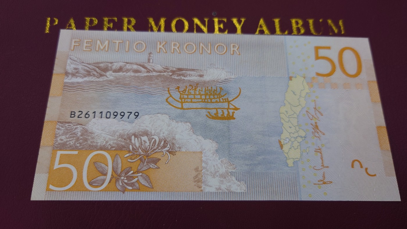 【世界钱币】精选微拍第75期暨2023年第二十二期 部分最新卖剩新品裸钞(有5000卢布AA等) 十月中下旬会有大量新货(优先本群里卖，卖剩的才挂拍卖欢迎关注) 瑞典50克朗 全新绝品无4尾号9979