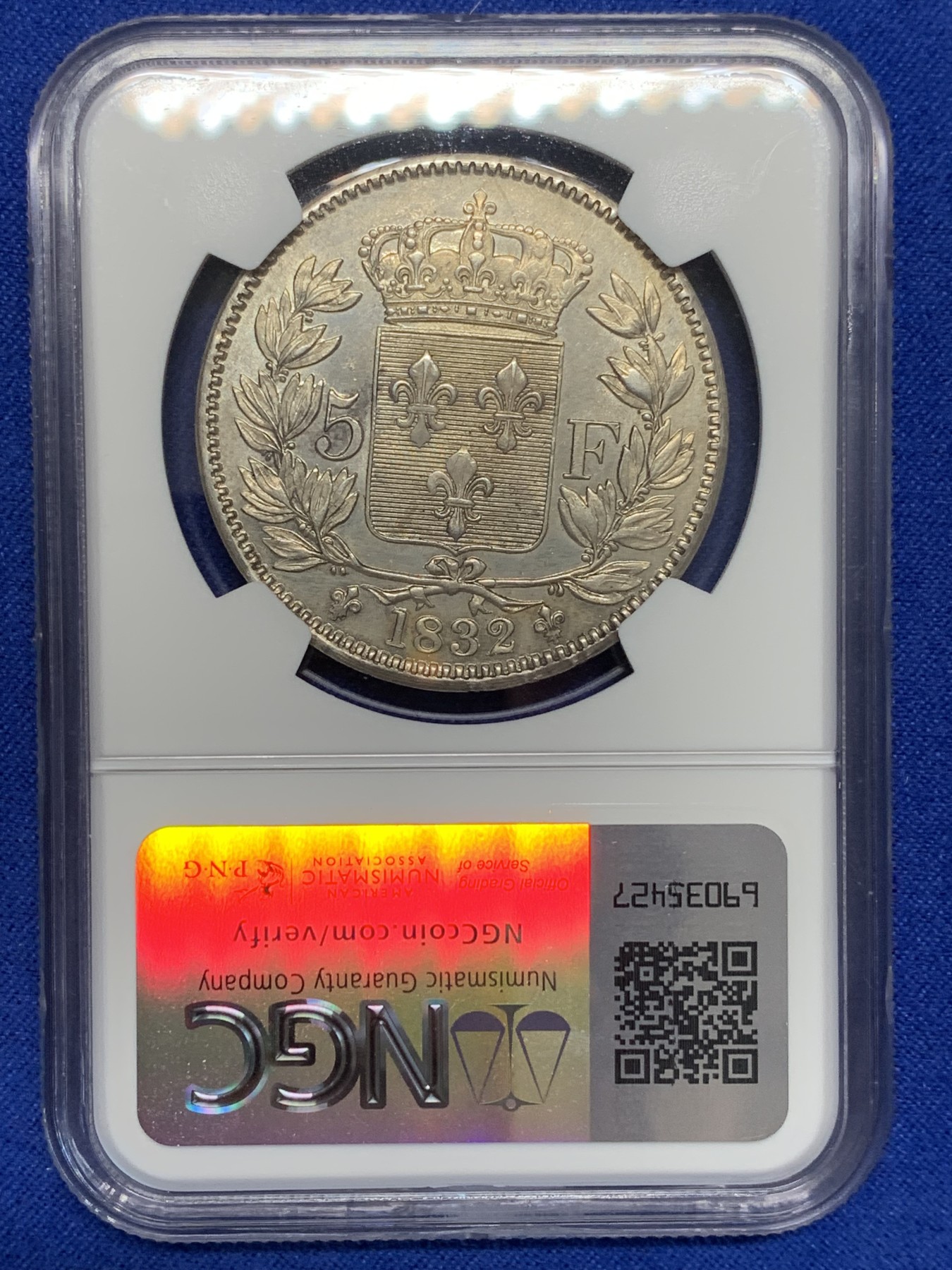 《竞宝斋》第201场-周日，周一 2场 (全场包邮) NGC-MS62 1832年法国亨利五世5法郎 样币 亨利五世仅仅做了7天的法国国王就被迫让位给路易菲利普，正统派的拥立对象 首见1832年