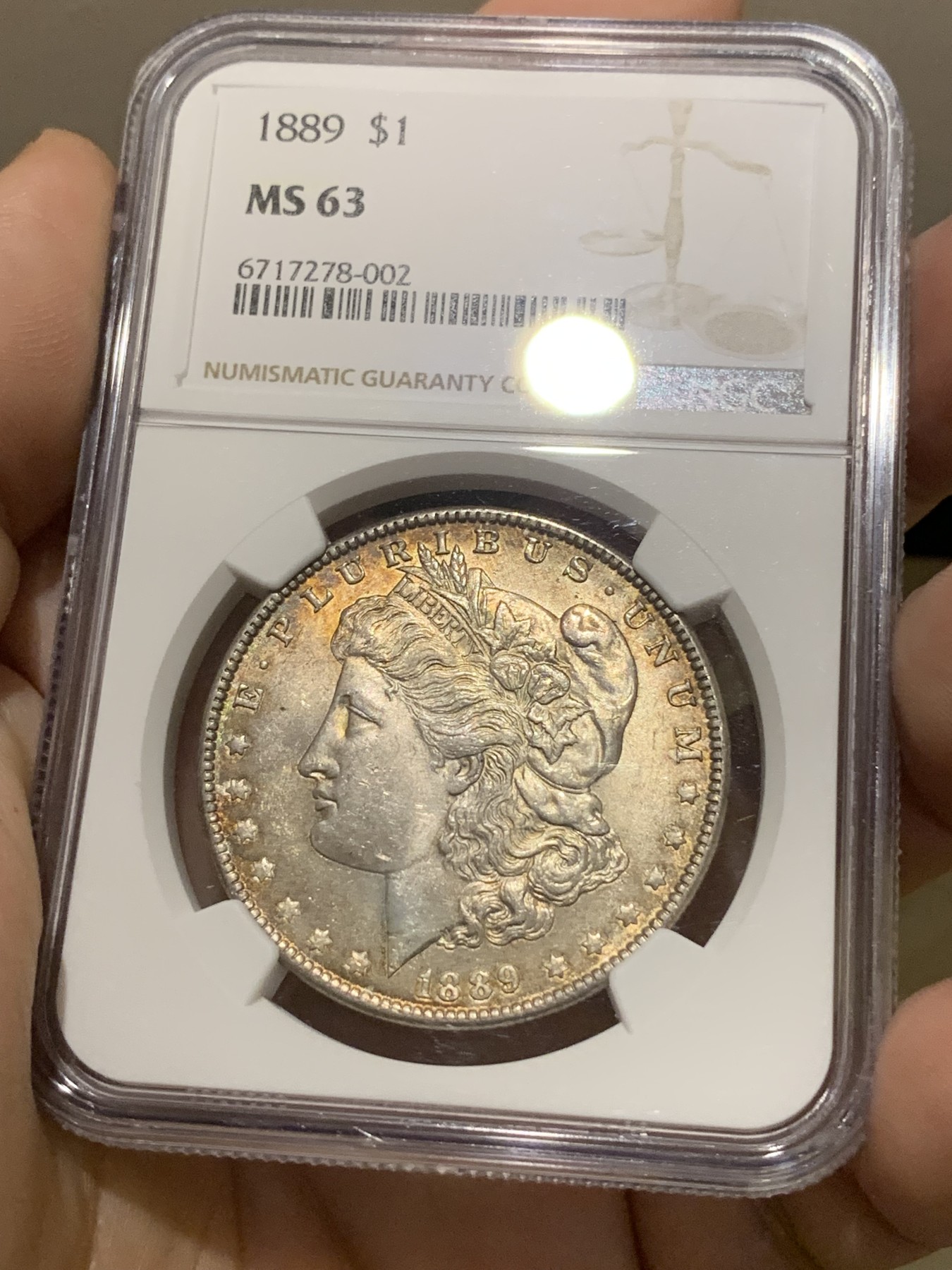 《竞宝斋》第201场-周日，周一 2场 (全场包邮) NGC-MS63 美国1889年摩根银币 五彩转光好状态