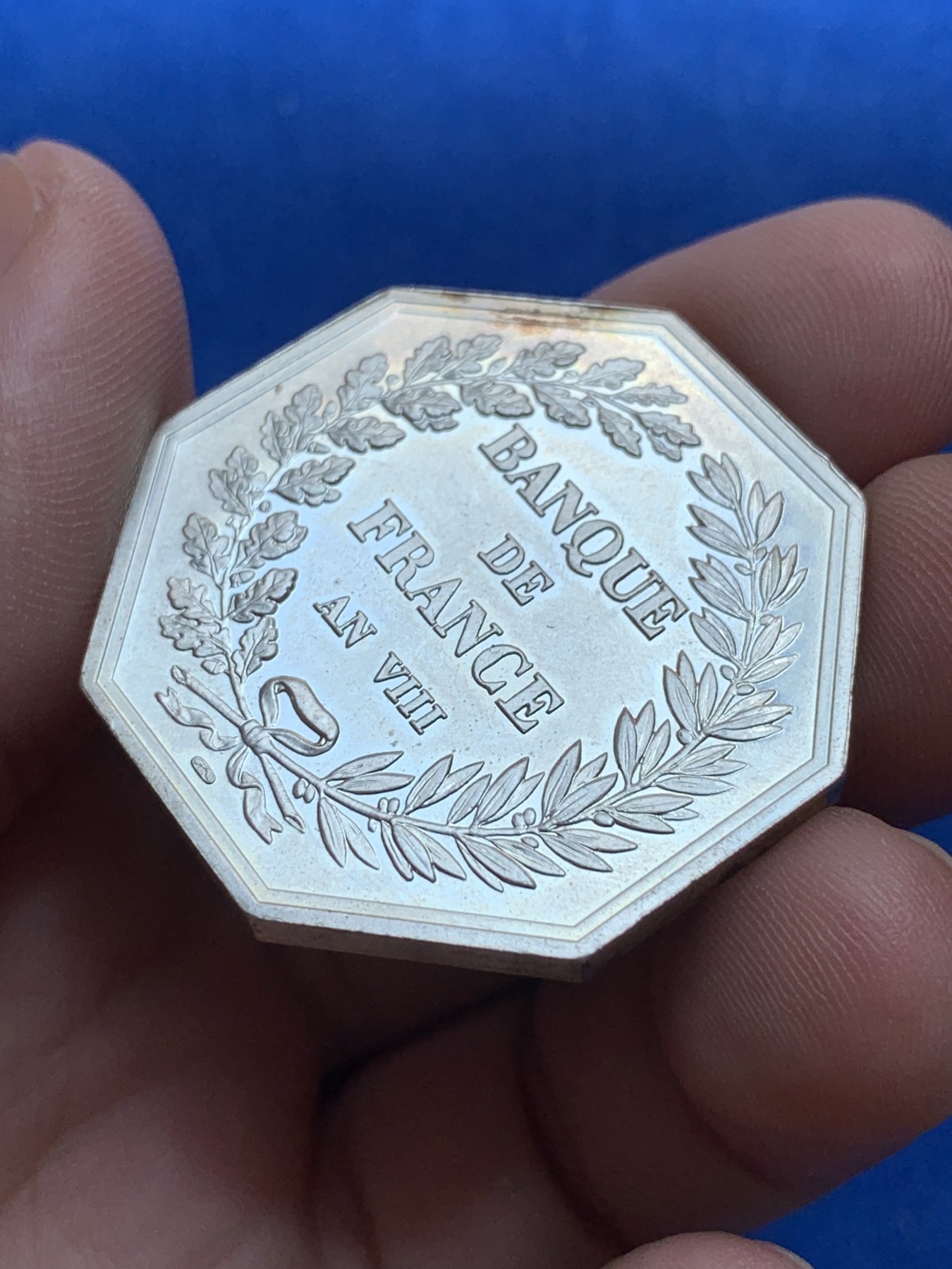 《竞宝斋》第201场-周日，周一 2场 (全场包邮) 法国 法兰西银行 银制JETON代用币 顶级品相 可以送评 925银 对角40mm直径 重 29.2克