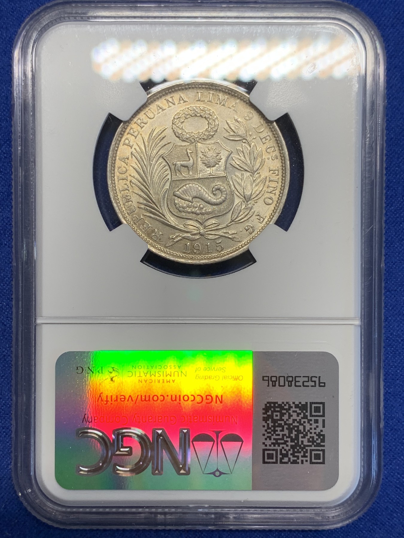 《竞宝斋》第201场-周日，周一 2场 (全场包邮) NGC MS62 秘鲁 1915年 1/2比索 银币 高银版 状态极好 包浆自然