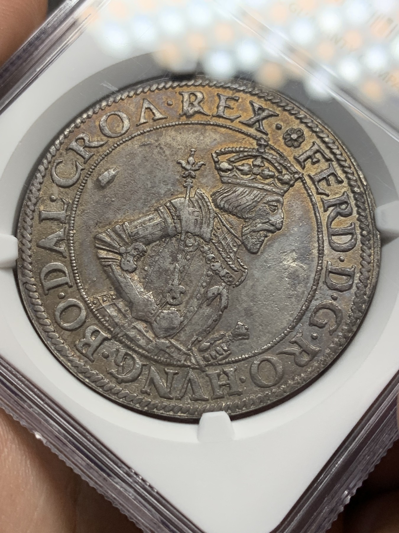 《竞宝斋》第201场-周日，周一 2场 (全场包邮) NGC MS62  神圣罗马帝国 1521-64年 哈布斯堡王朝 泰勒大银币 将近500年的岁月 原味包浆打制的非常好 恰好是欧洲文艺复兴时期 非常难得