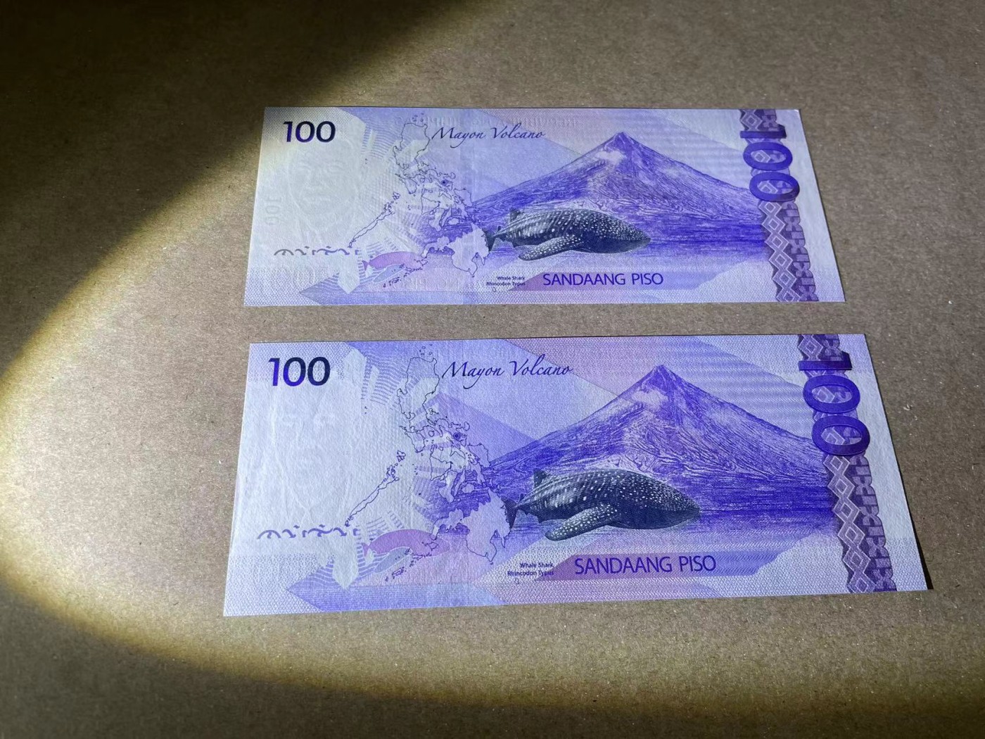 【Blue Auction】✨世界纸币精拍第375期【精】 【一组2张全同9&100万号】菲律宾 2010-13年100比索 全新UNC