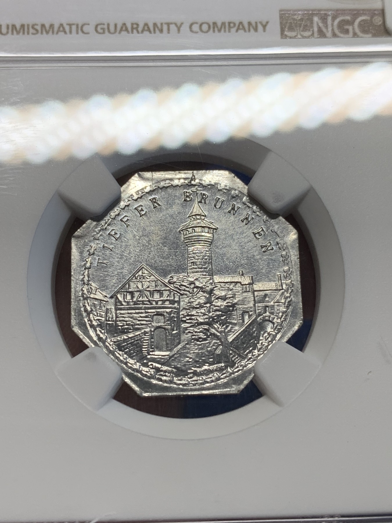 《竞宝斋》第201场-周日，周一 2场 (全场包邮) NGC-MS64 1920年德国紧急状态时期纽伦堡20芬尼