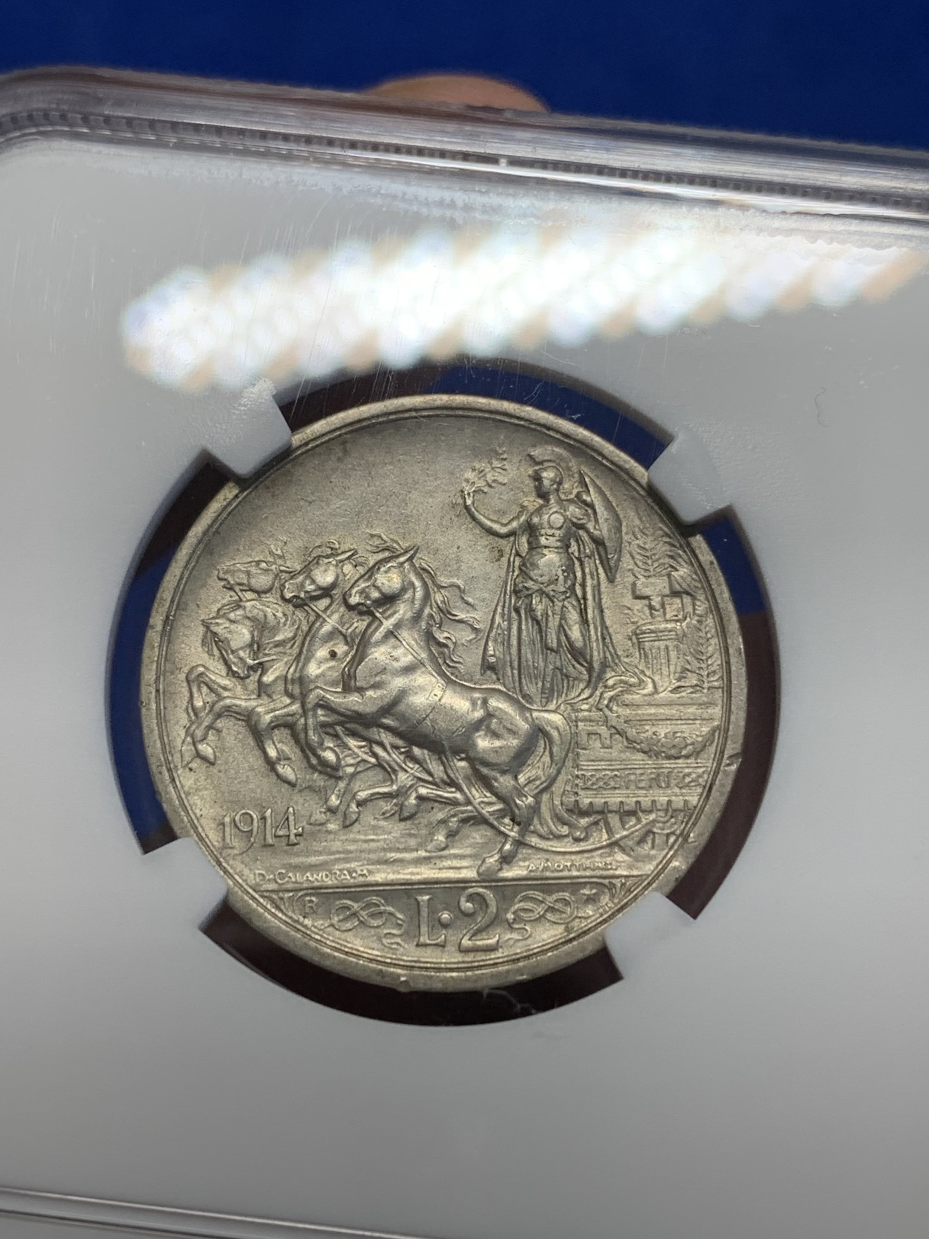 《竞宝斋》第201场-周日，周一 2场 (全场包邮) NGC-AU58 1914年意大利马车女神2L银币，热门品种