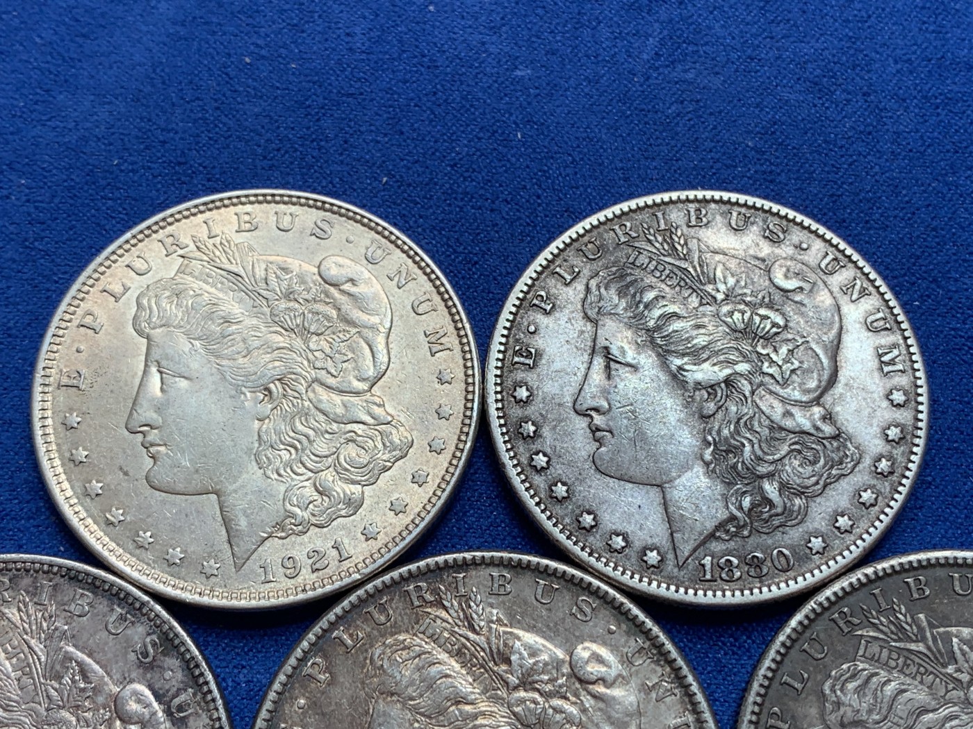 《竞宝斋》第201场-周日，周一 2场 (全场包邮) 5枚一组 美国 摩根银元 1880+1881+1882+1921两枚