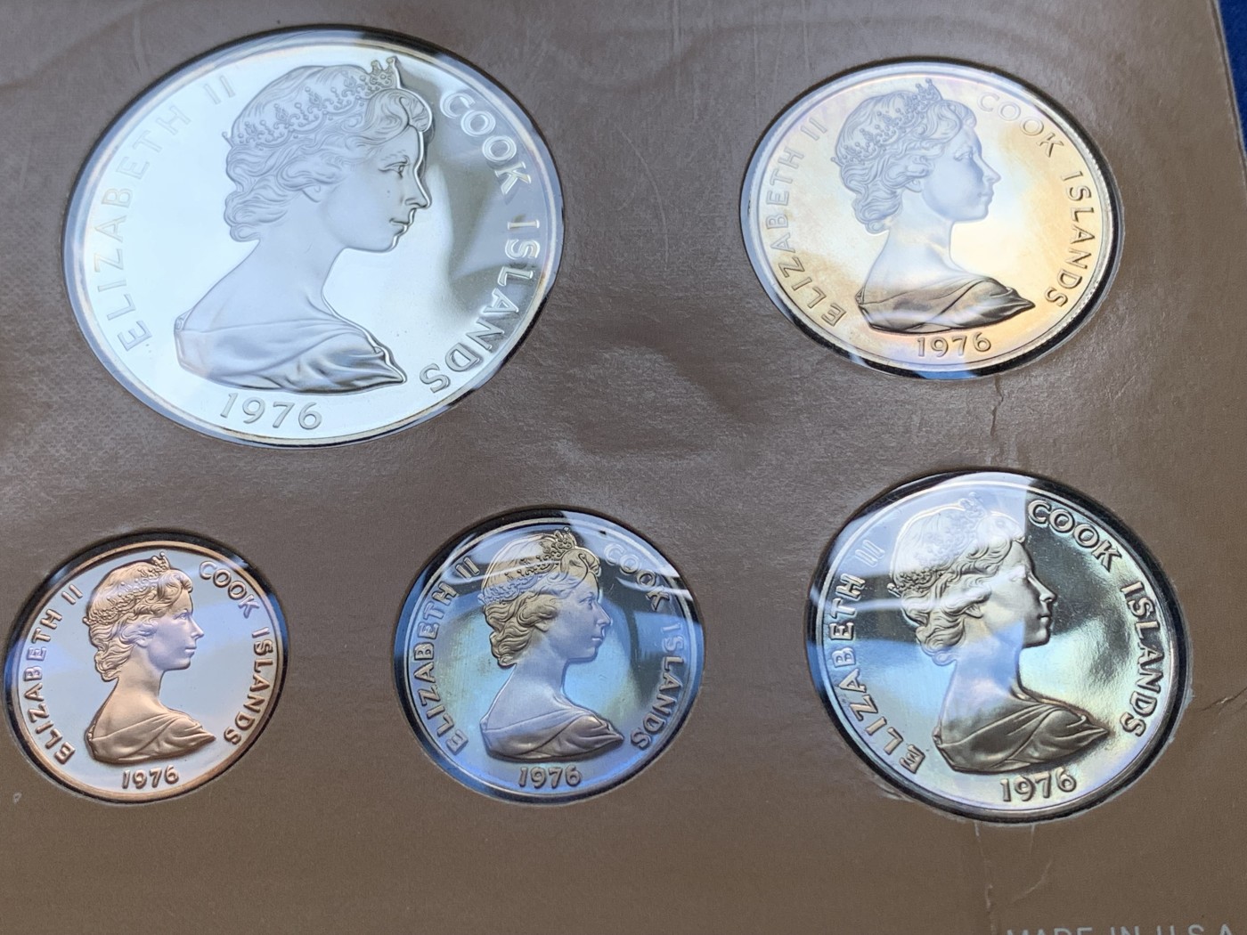 《竞宝斋》第201场-周日，周一 2场 (全场包邮) 1976年库克群岛精制套币。最大的是银币