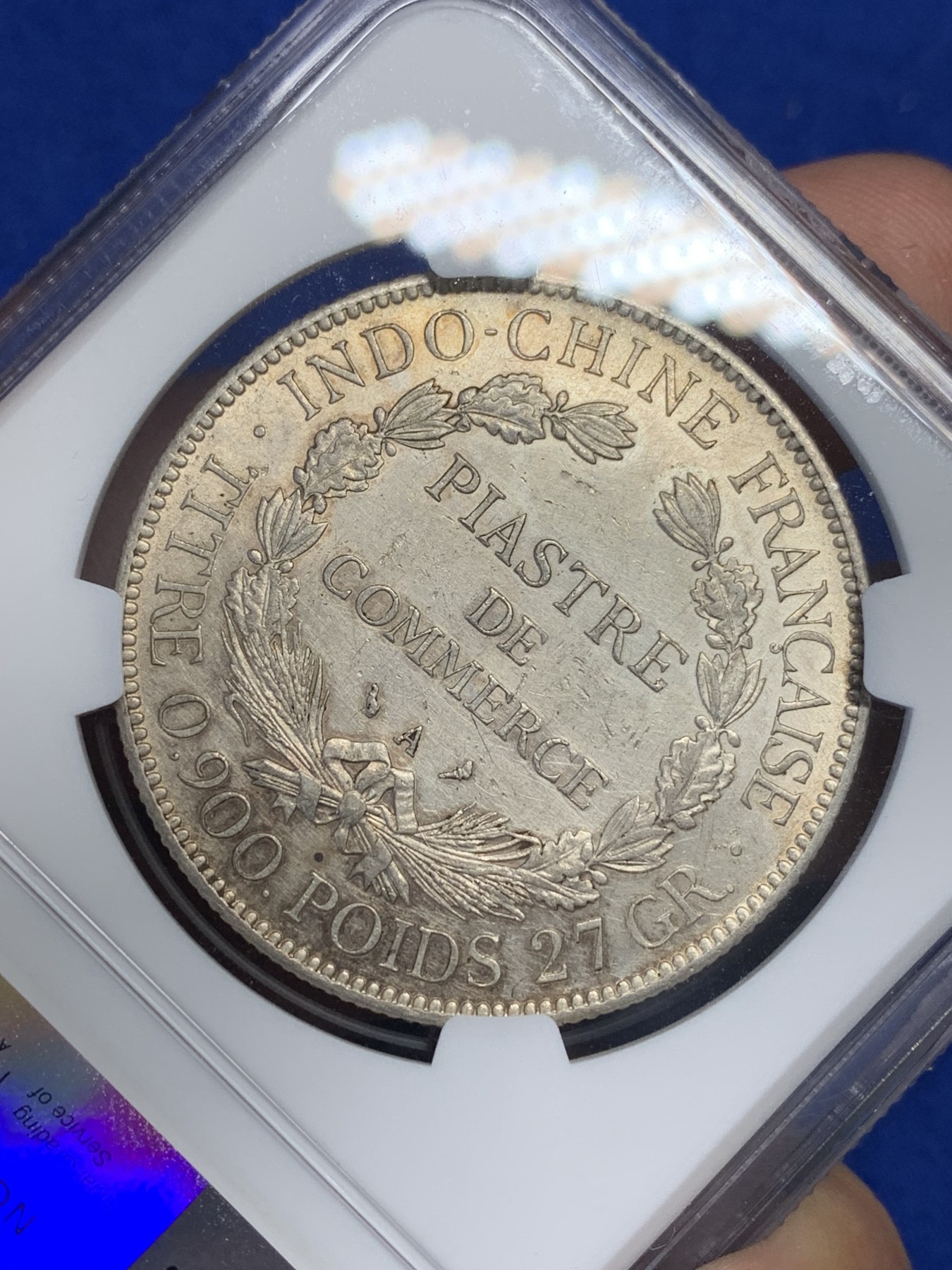 《竞宝斋》第201场-周日，周一 2场 (全场包邮) NGC UNC 法属印支 1905年 坐人 银元 正反淡彩包浆 光好 感觉可以给分的 年份也不错