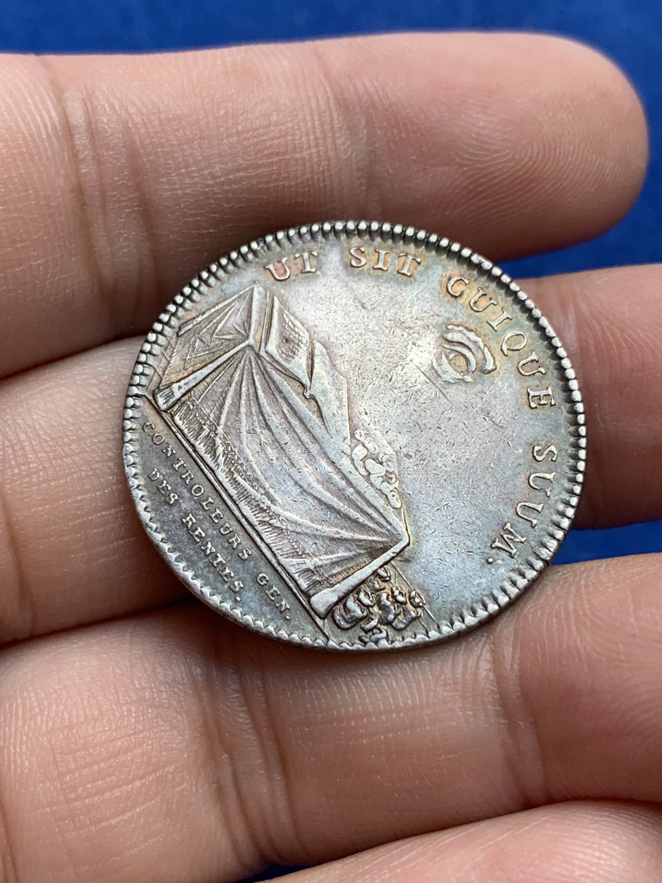 《竞宝斋》第201场-周日，周一 2场 (全场包邮) 法国 路易十五 圆形银质代币 地道包浆 细节非常好