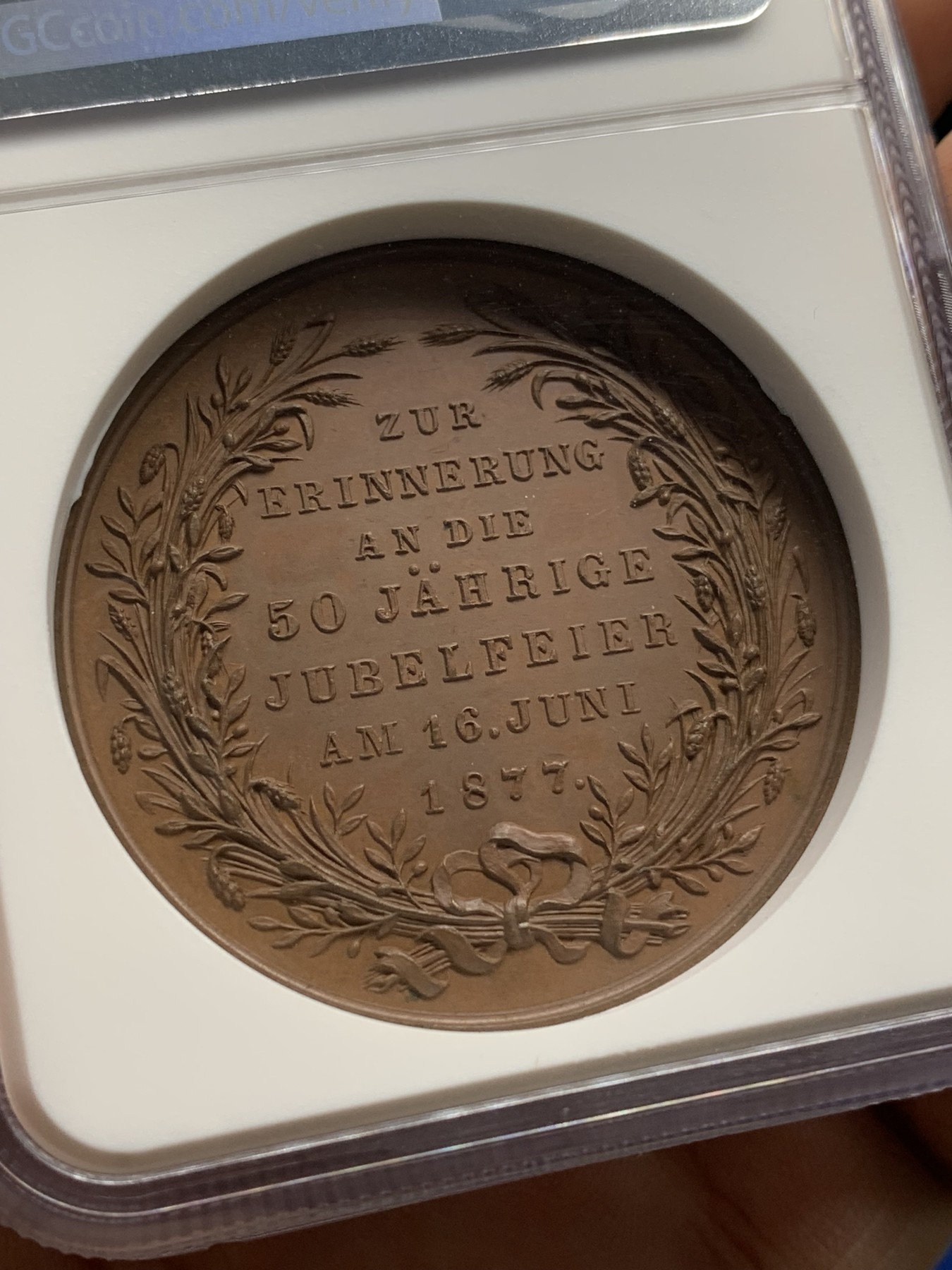 《竞宝斋》第201场-周日，周一 2场 (全场包邮) NGC MS64 德国1877年汉堡50周年纪念铜章 巧克力色 加厚盒装