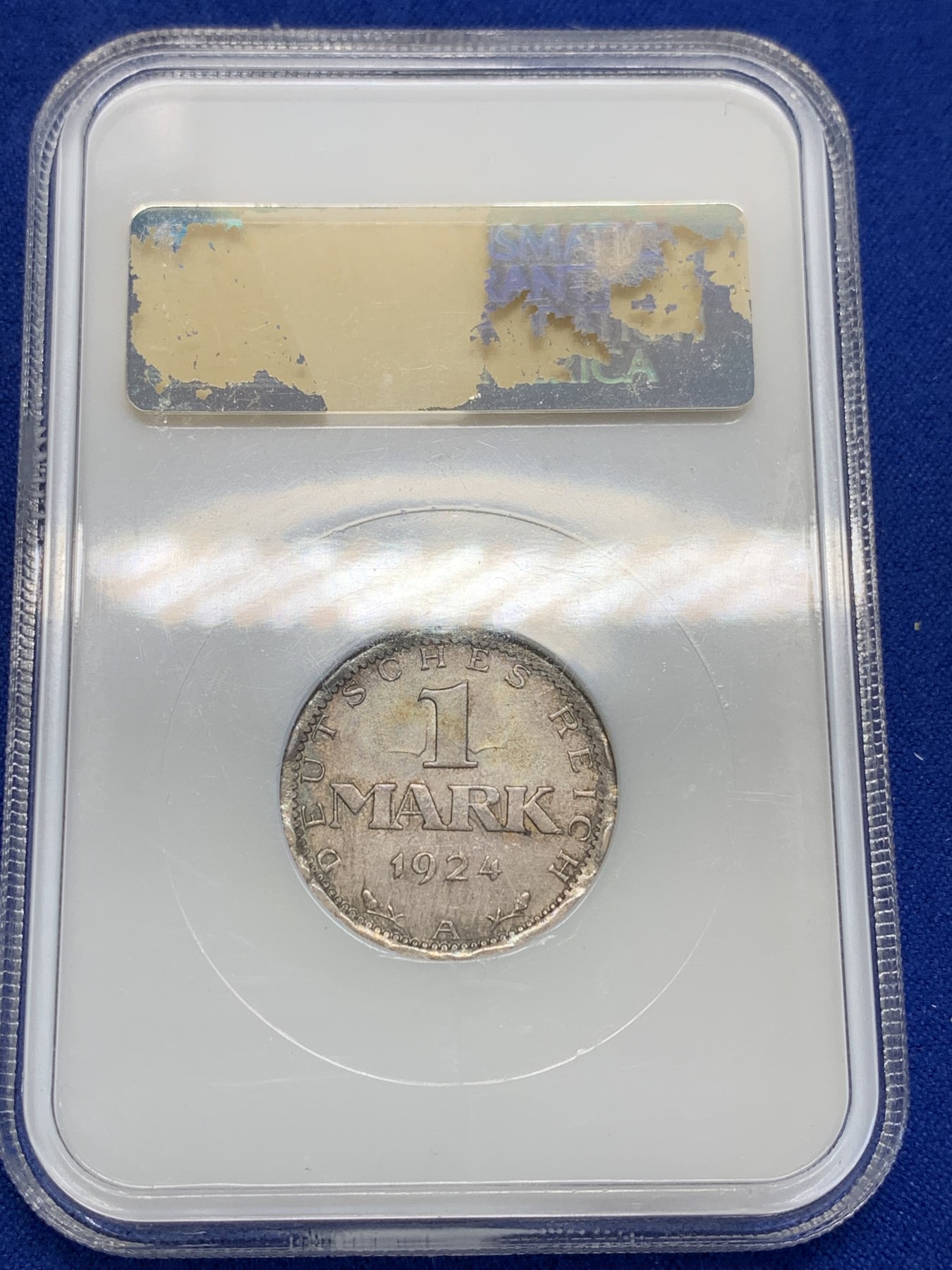 《竞宝斋》第201场-周日，周一 2场 (全场包邮) NGC-MS63 魏玛德国1924年流通银马克，早期小白盒。魏玛银马克，流通充分，高分所见不多，数年后便因恶性通货膨胀而停发。