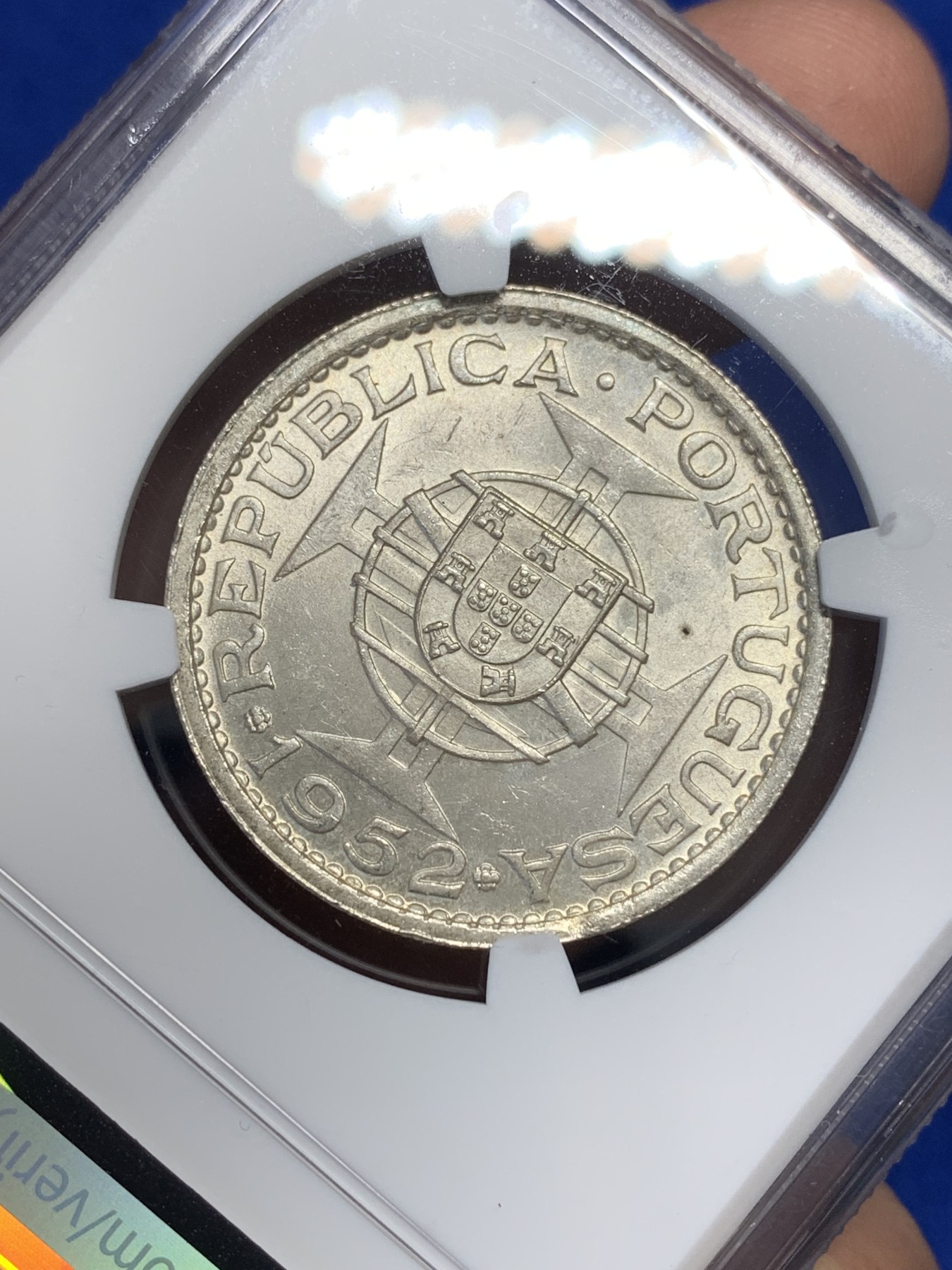 《竞宝斋》第201场-周日，周一 2场 (全场包邮) NGC-MS64 澳门1952年5元银币 热门品种