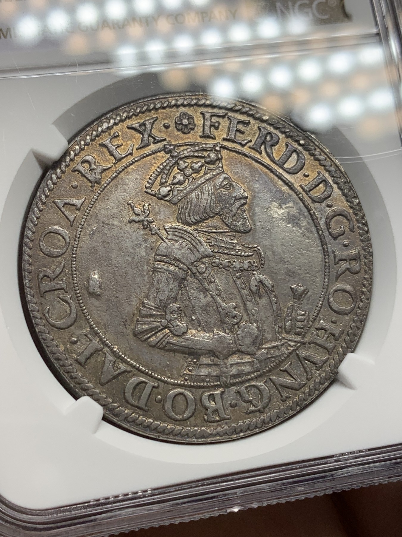 《竞宝斋》第201场-周日，周一 2场 (全场包邮) NGC MS62  神圣罗马帝国 1521-64年 哈布斯堡王朝 泰勒大银币 将近500年的岁月 原味包浆打制的非常好 恰好是欧洲文艺复兴时期 非常难得