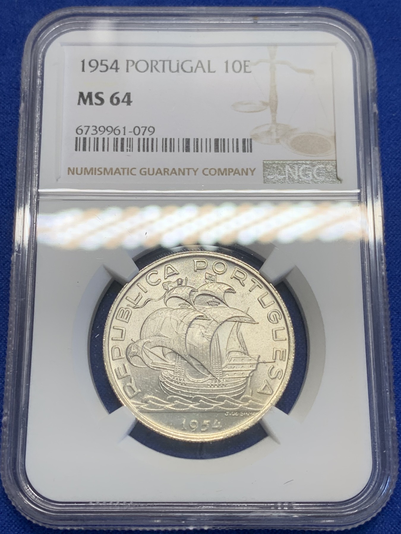 《竞宝斋》第201场-周日，周一 2场 (全场包邮) NGC-MS64 葡萄牙1954年 大帆船10埃斯库多银币