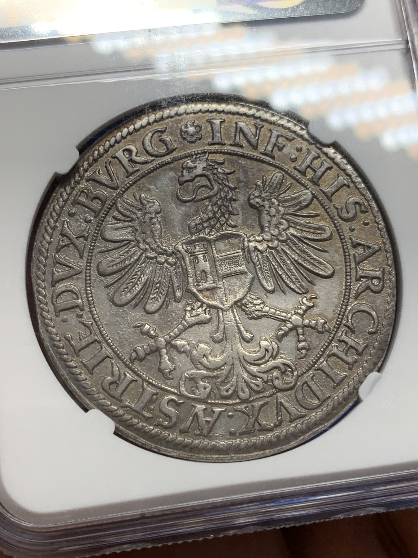 《竞宝斋》第201场-周日，周一 2场 (全场包邮) NGC MS62  神圣罗马帝国 1521-64年 哈布斯堡王朝 泰勒大银币 将近500年的岁月 原味包浆打制的非常好 恰好是欧洲文艺复兴时期 非常难得