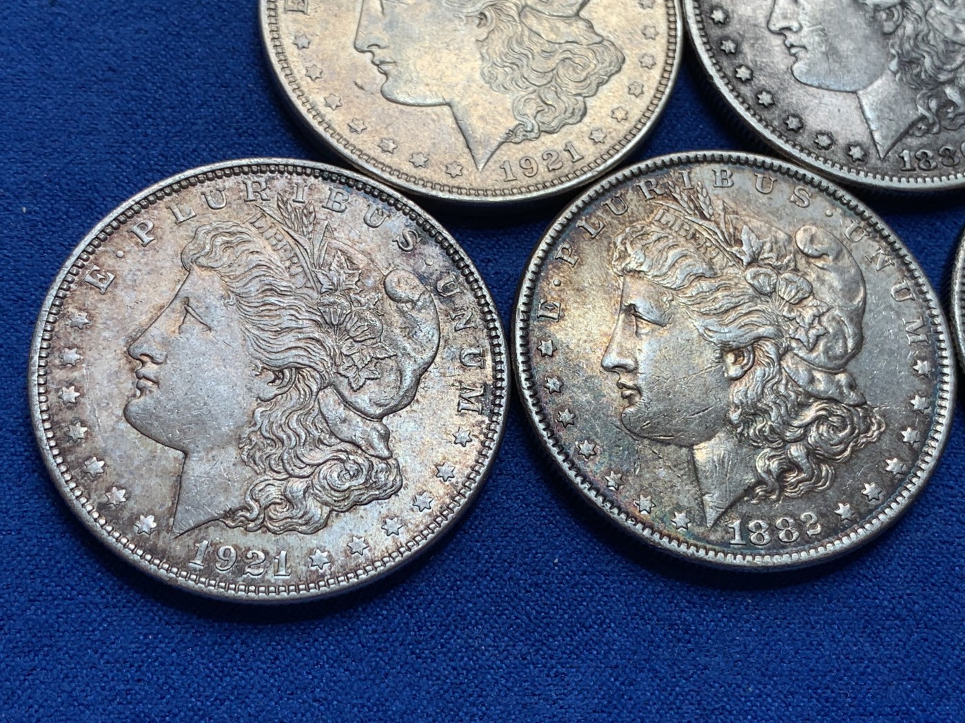 《竞宝斋》第201场-周日，周一 2场 (全场包邮) 5枚一组 美国 摩根银元 1880+1881+1882+1921两枚