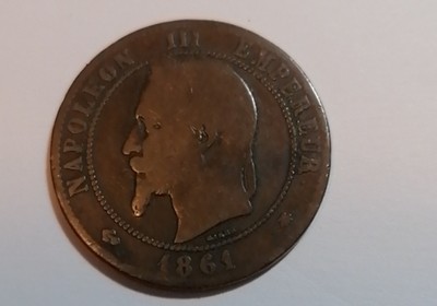 老钱儿钱币徽章拍卖第一场 - 法国1861年拿破仑三世老铜币（30mm）