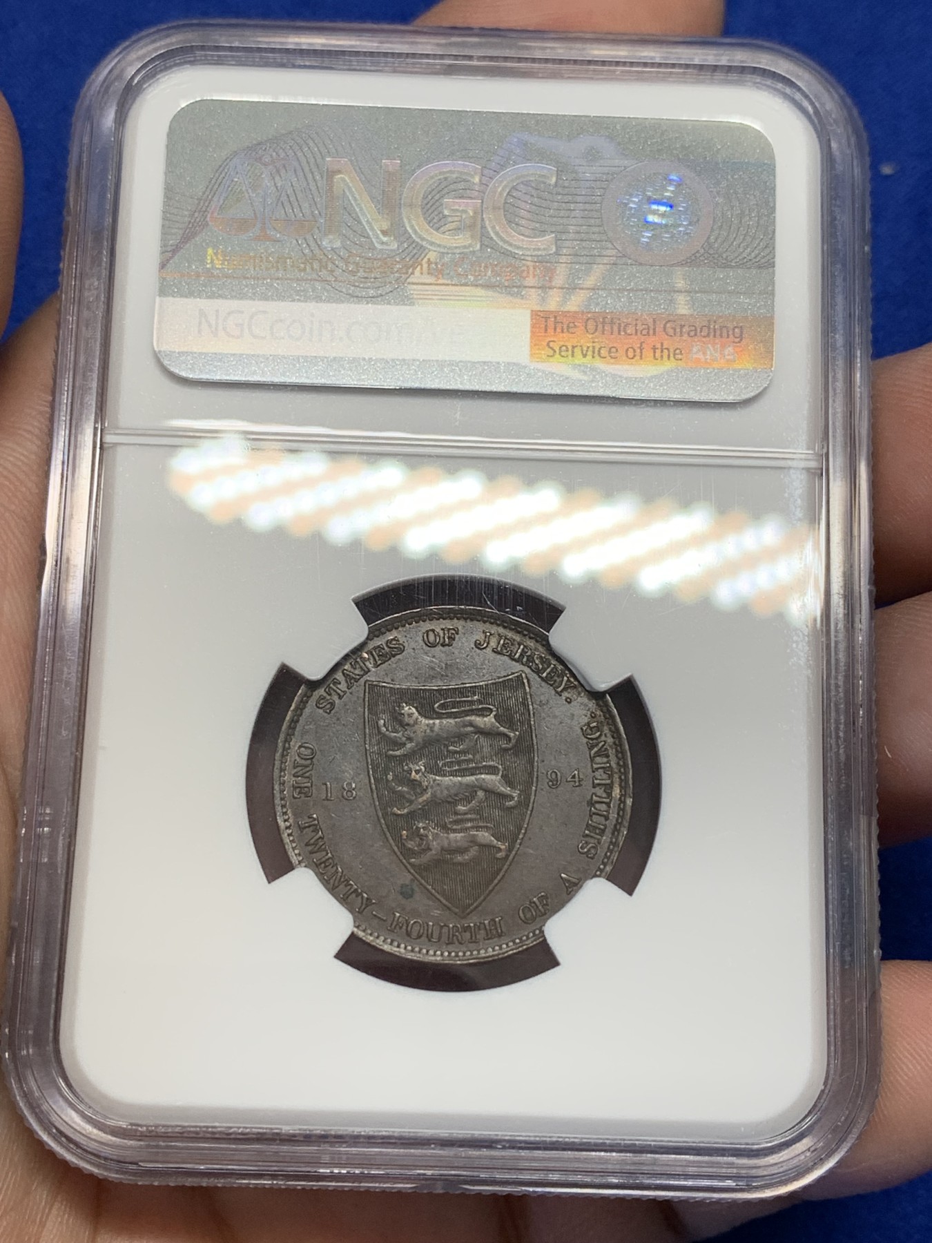 《竞宝斋》第201场-周日，周一 2场 (全场包邮) NGC  AU55   1894年泽西岛1/24先令铜币 维多利亚女王头像