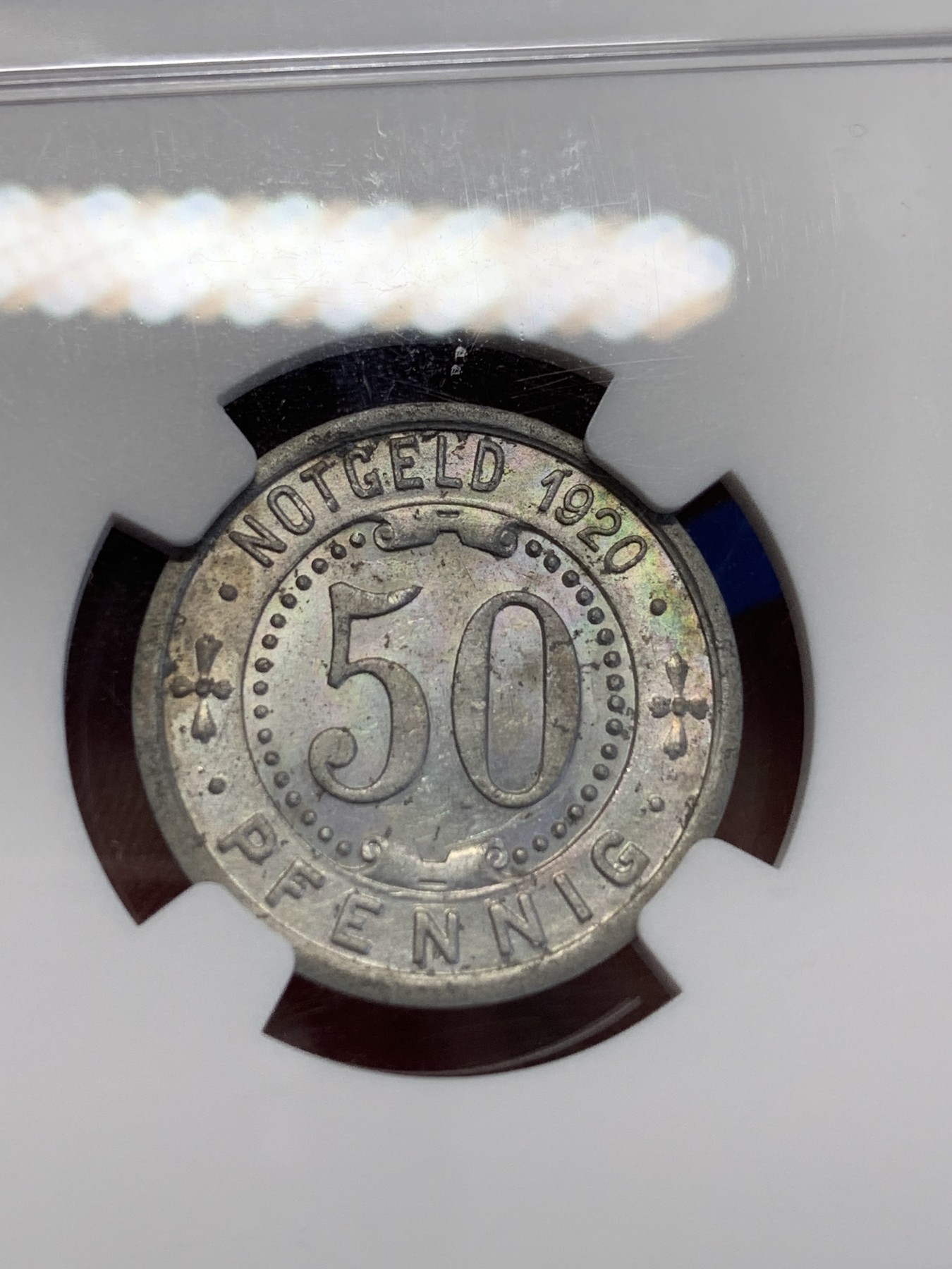 《竞宝斋》第201场-周日，周一 2场 (全场包邮) NGC-MS62 德紧门登洞熊铝币 德紧玩家必备品种 名誉品 带点彩包浆 少见