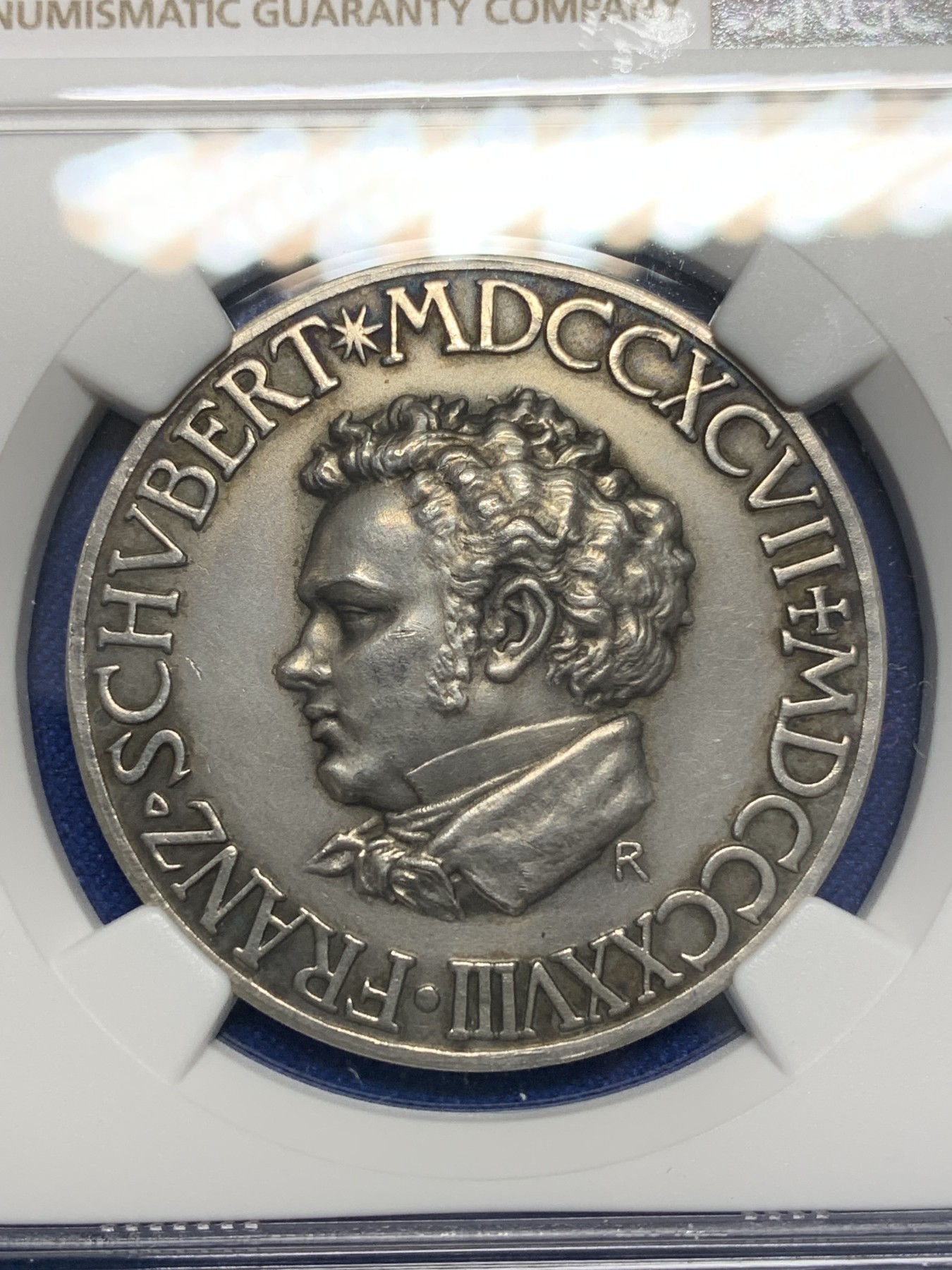 《竞宝斋》第201场-周日，周一 2场 (全场包邮) NGC MS61 德国1928舒伯特纪念银章 高浮雕 细节非常好